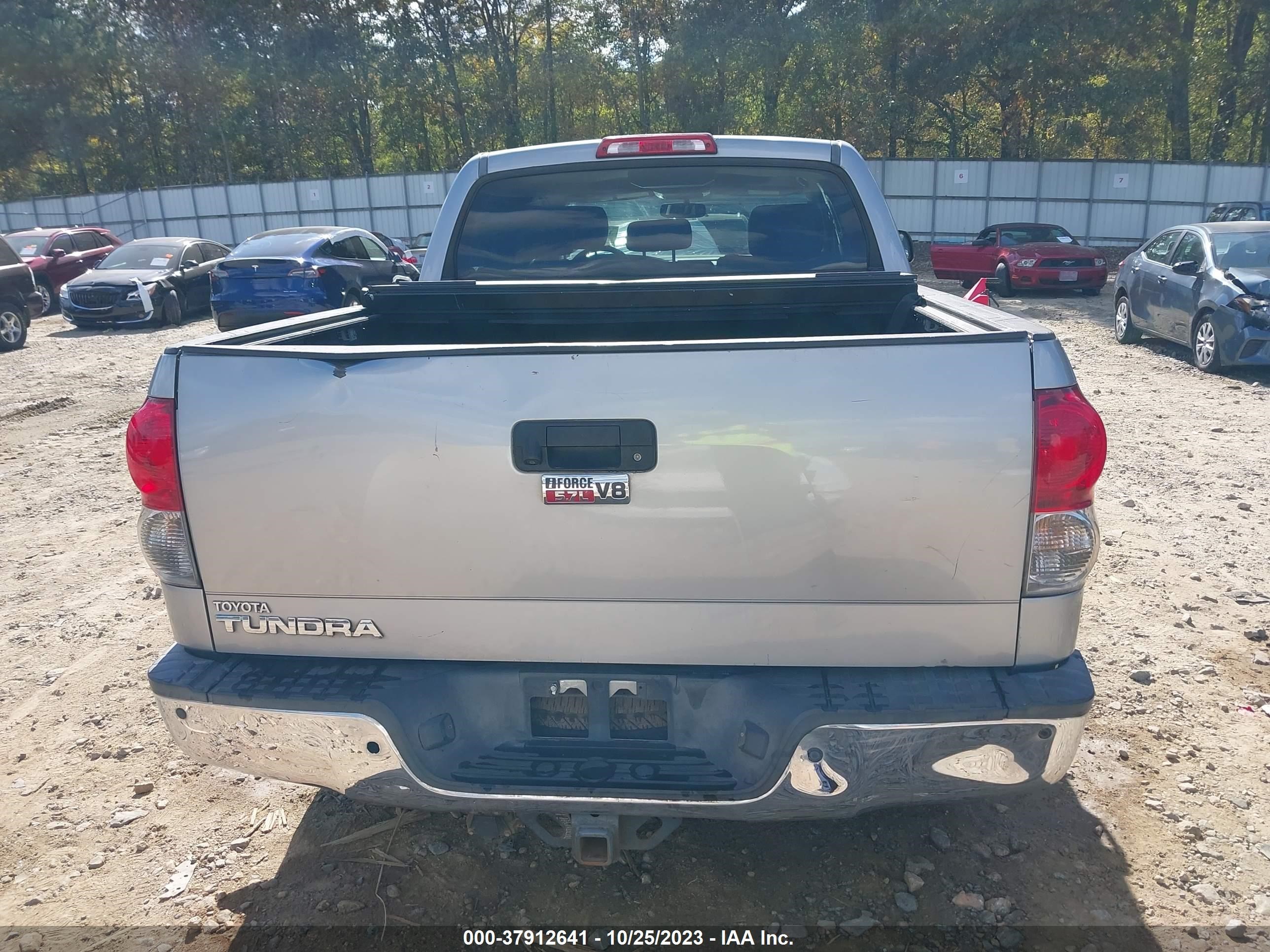 Photo 16 VIN: 5TBEV58157S456478 - TOYOTA TUNDRA 