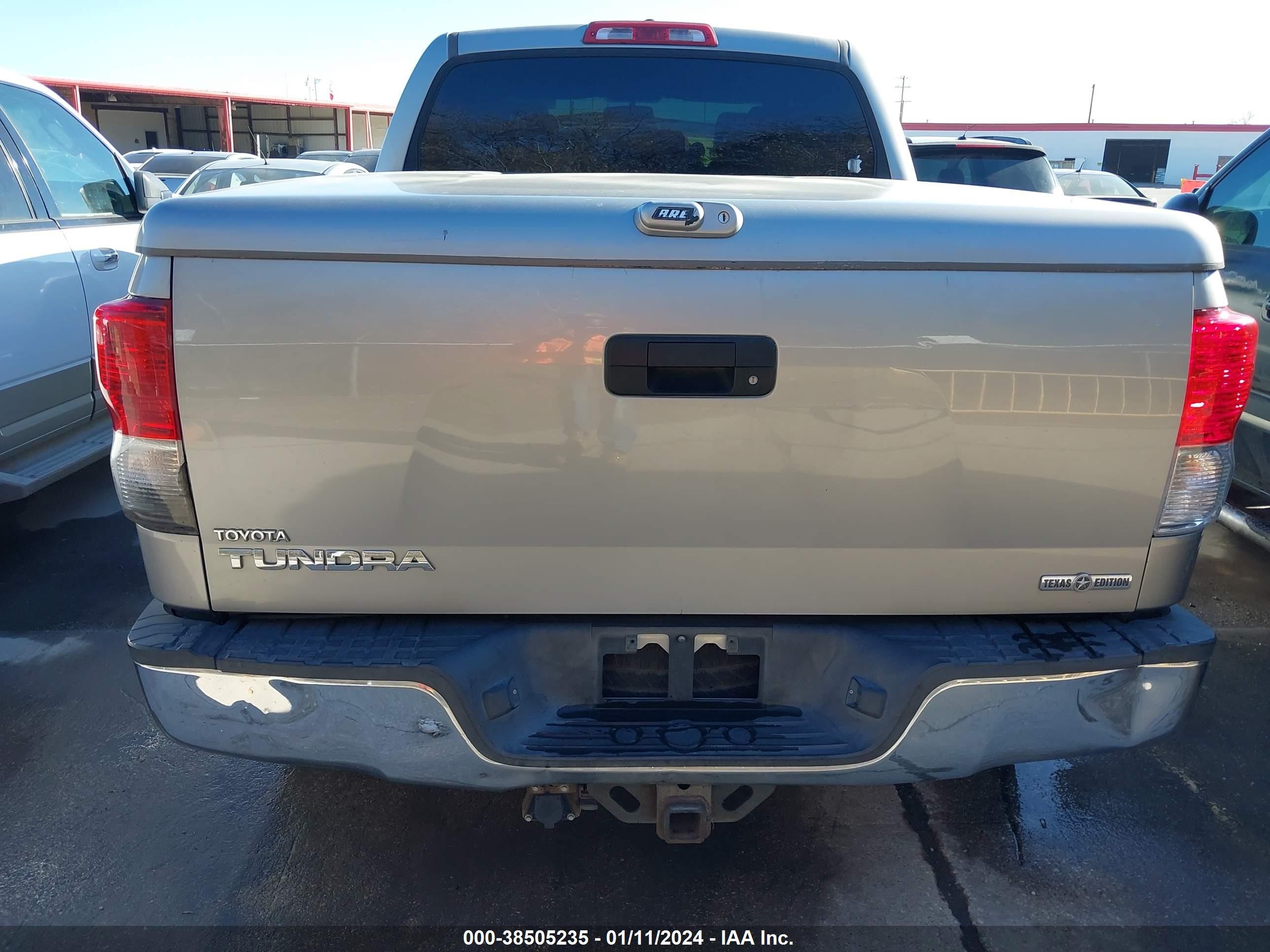 Photo 15 VIN: 5TBEV58157S467318 - TOYOTA TUNDRA 