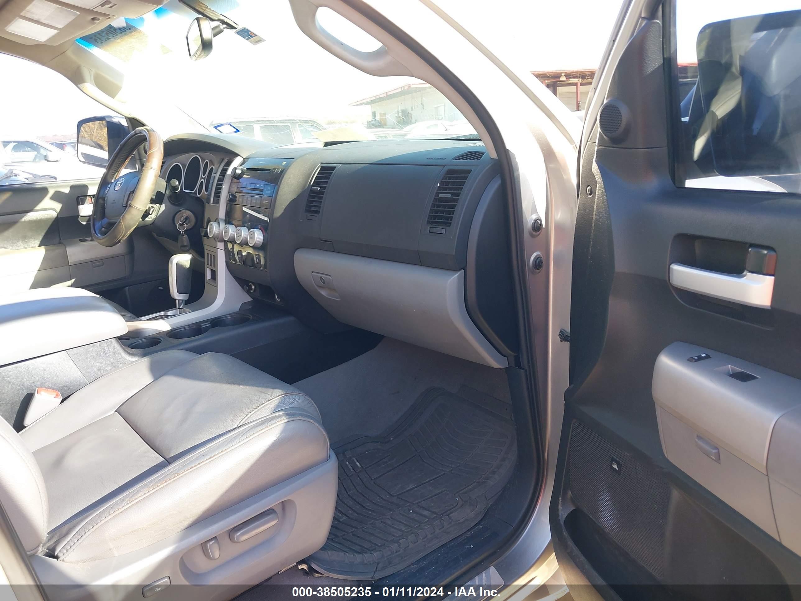 Photo 4 VIN: 5TBEV58157S467318 - TOYOTA TUNDRA 