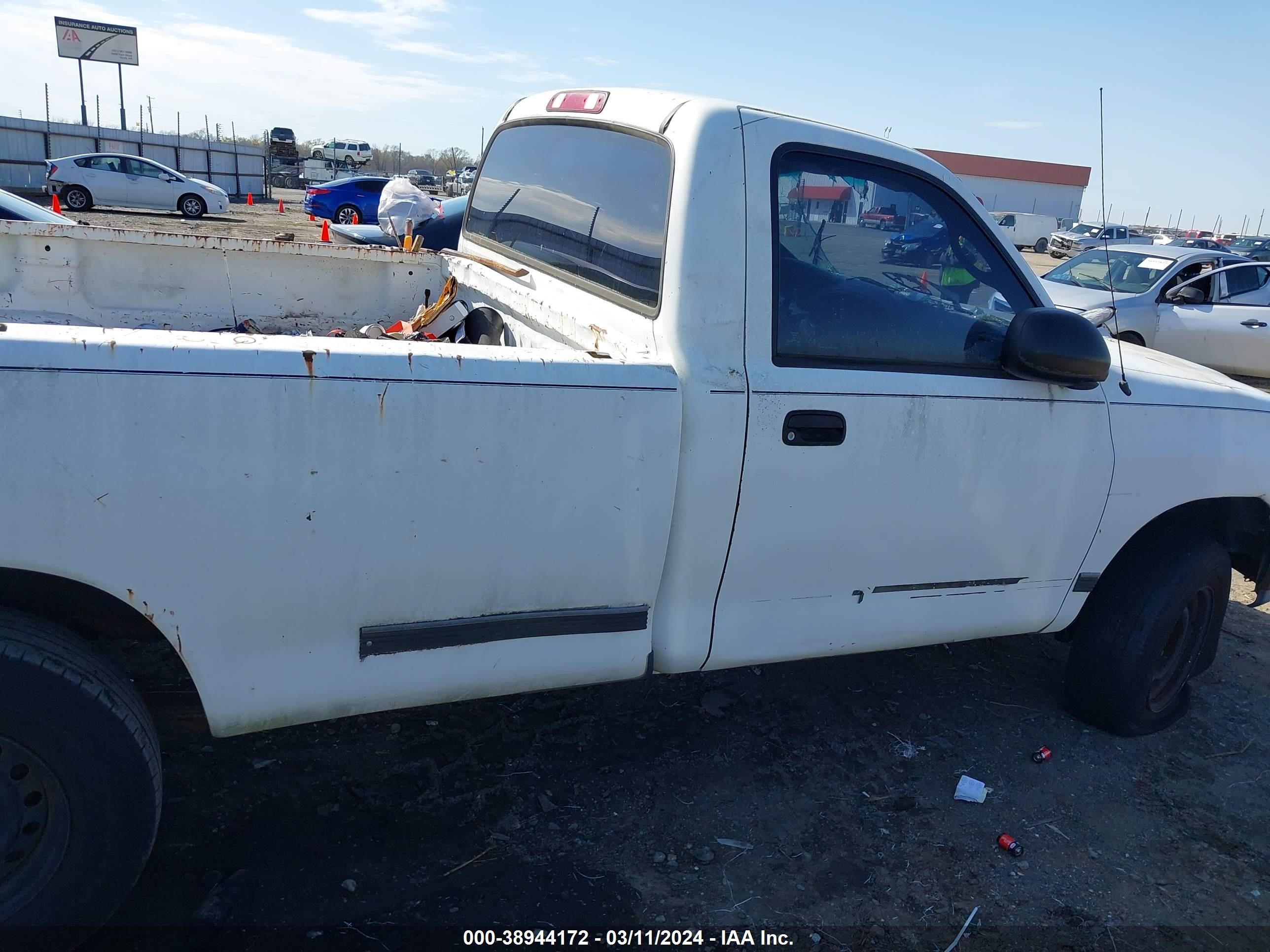 Photo 11 VIN: 5TBJN32161S209540 - TOYOTA TUNDRA 