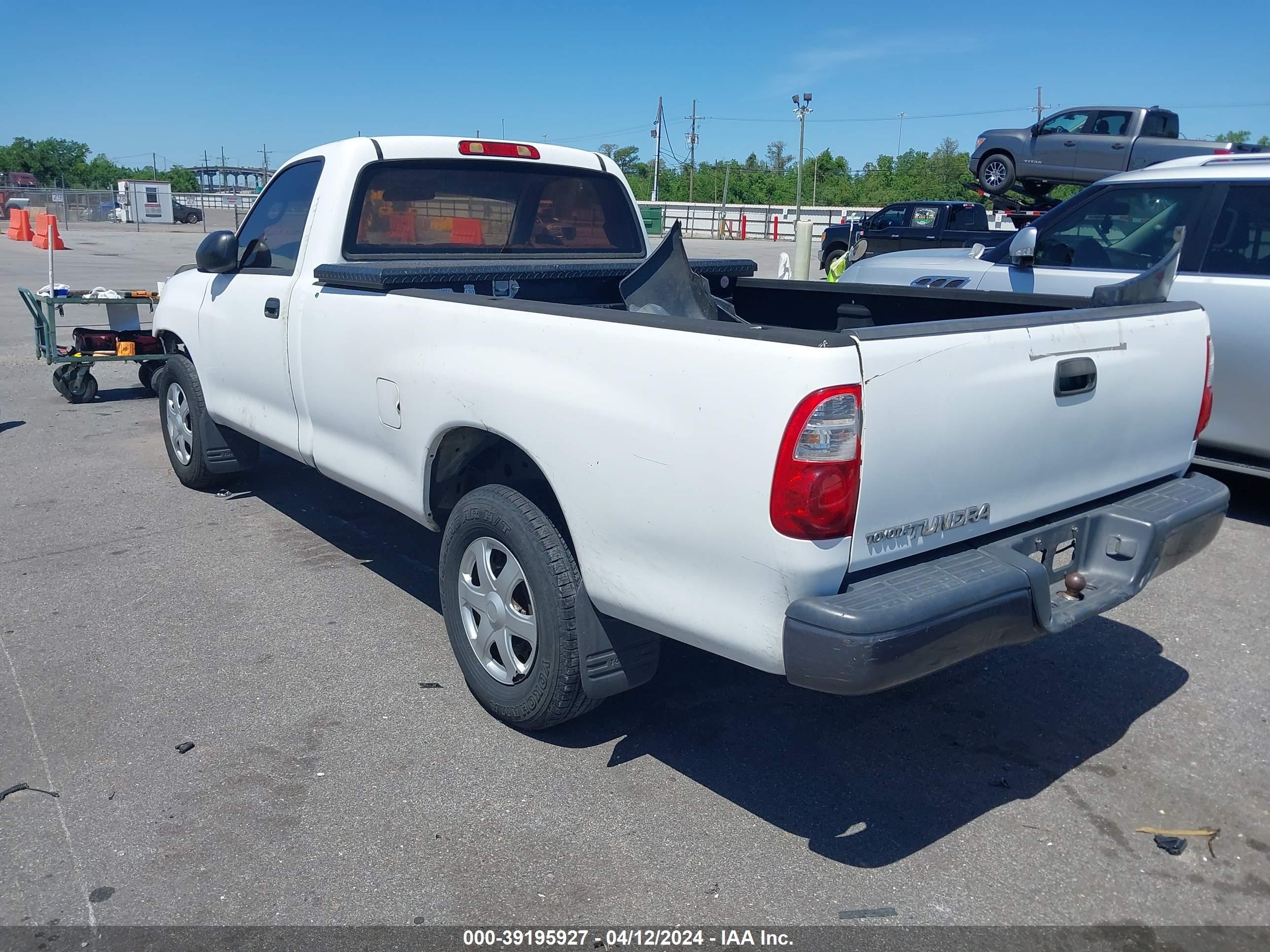 Photo 2 VIN: 5TBJU32166S472380 - TOYOTA TUNDRA 