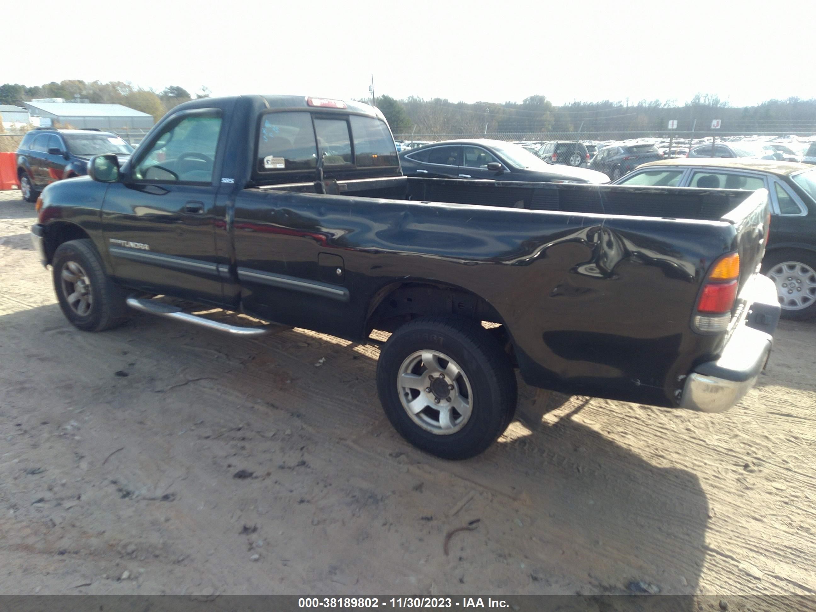 Photo 2 VIN: 5TBKT44181S217846 - TOYOTA TUNDRA 