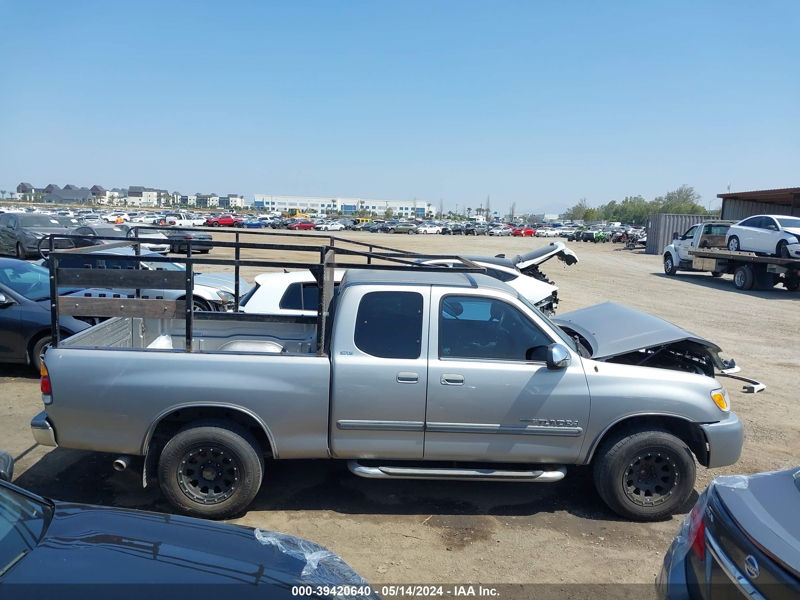 Photo 12 VIN: 5TBRN34103S411101 - TOYOTA TUNDRA 