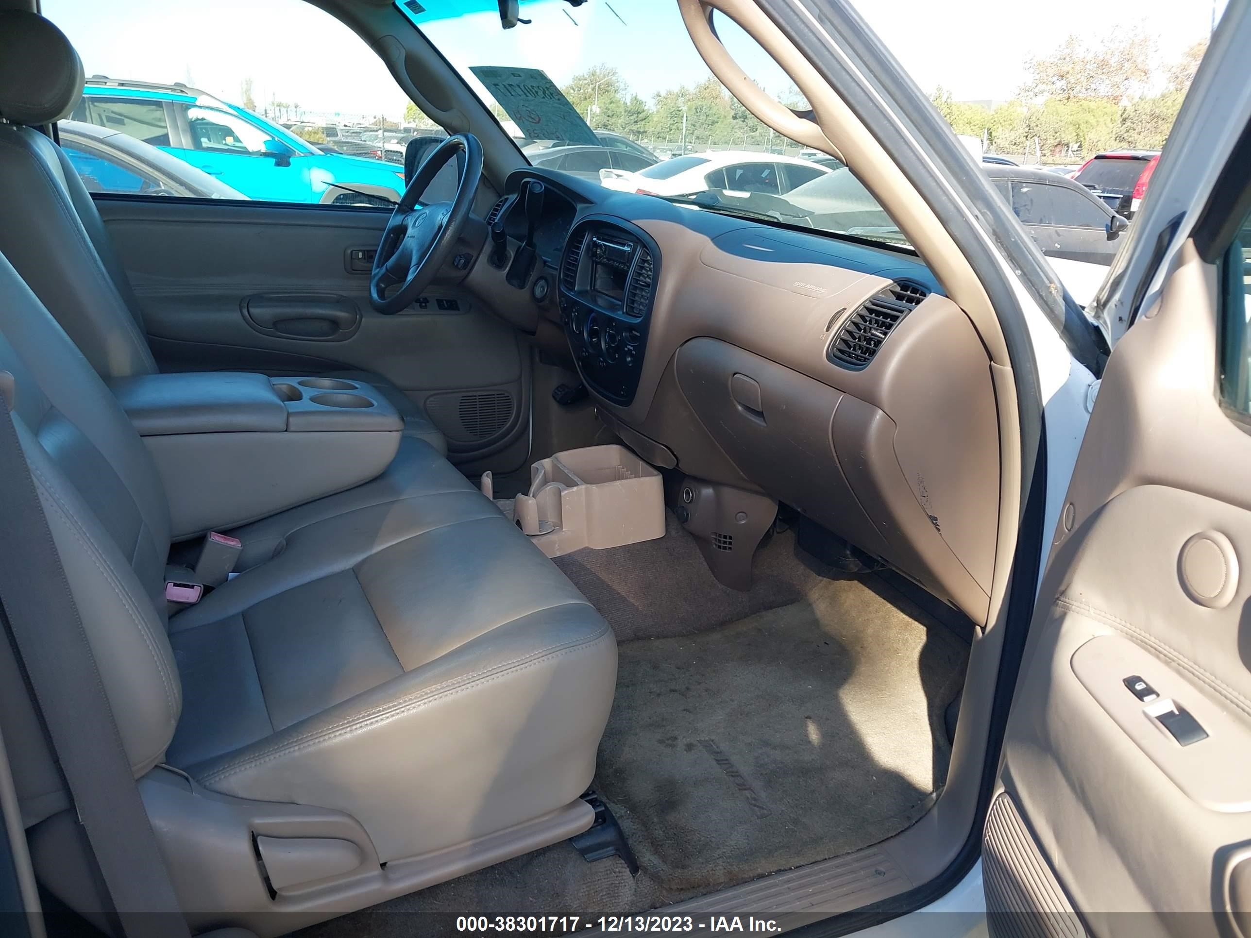 Photo 4 VIN: 5TBRN34142S318841 - TOYOTA TUNDRA 