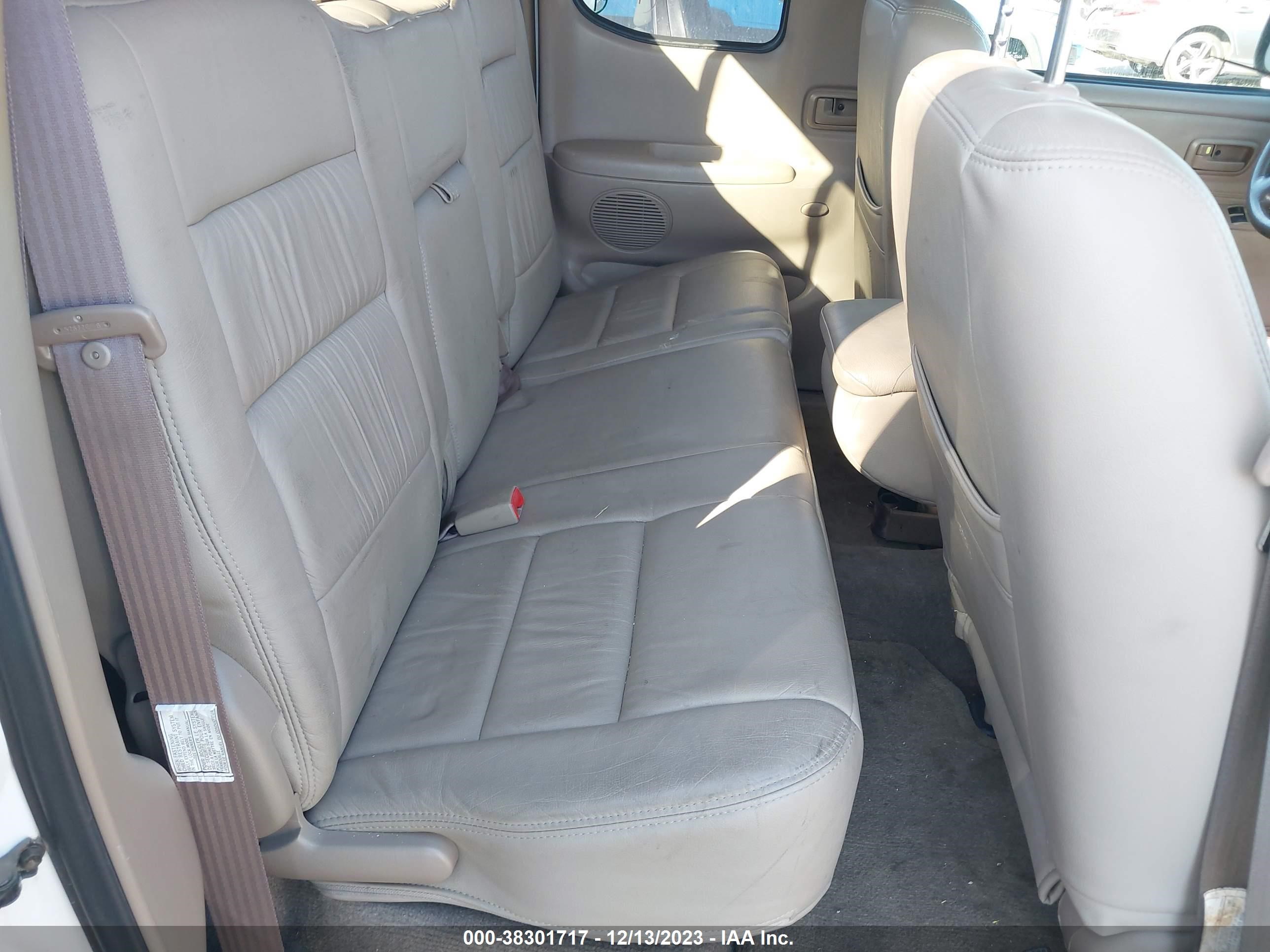 Photo 7 VIN: 5TBRN34142S318841 - TOYOTA TUNDRA 