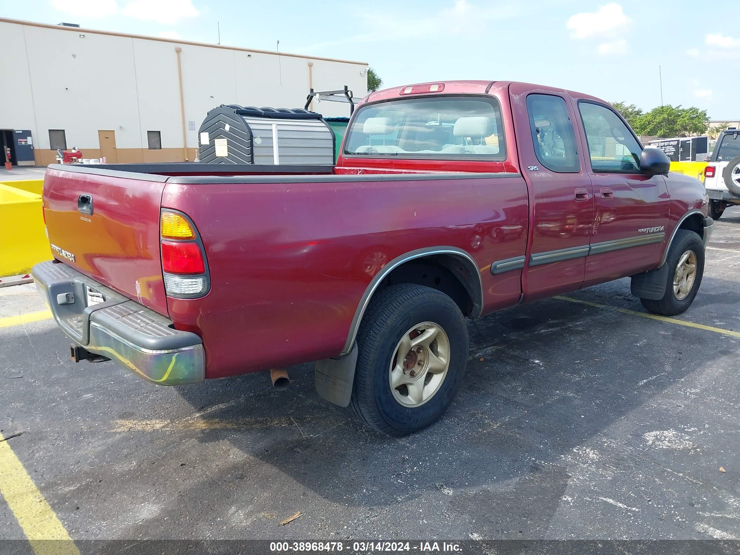 Photo 3 VIN: 5TBRN34181S171924 - TOYOTA TUNDRA 