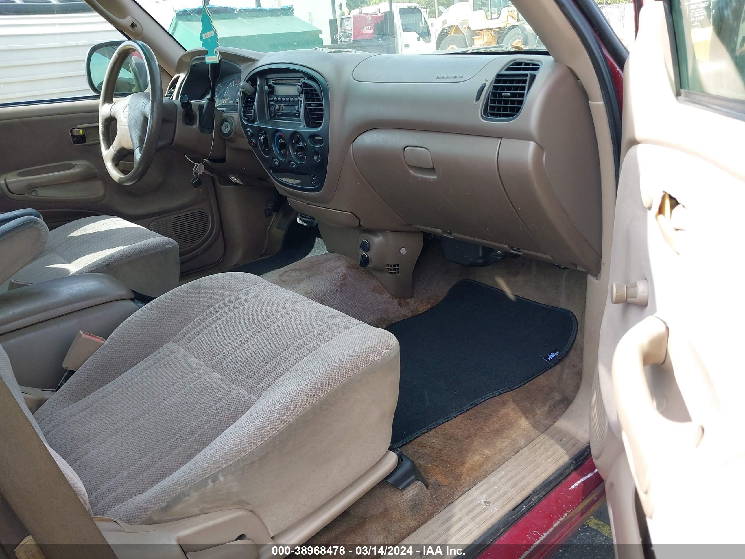 Photo 4 VIN: 5TBRN34181S171924 - TOYOTA TUNDRA 