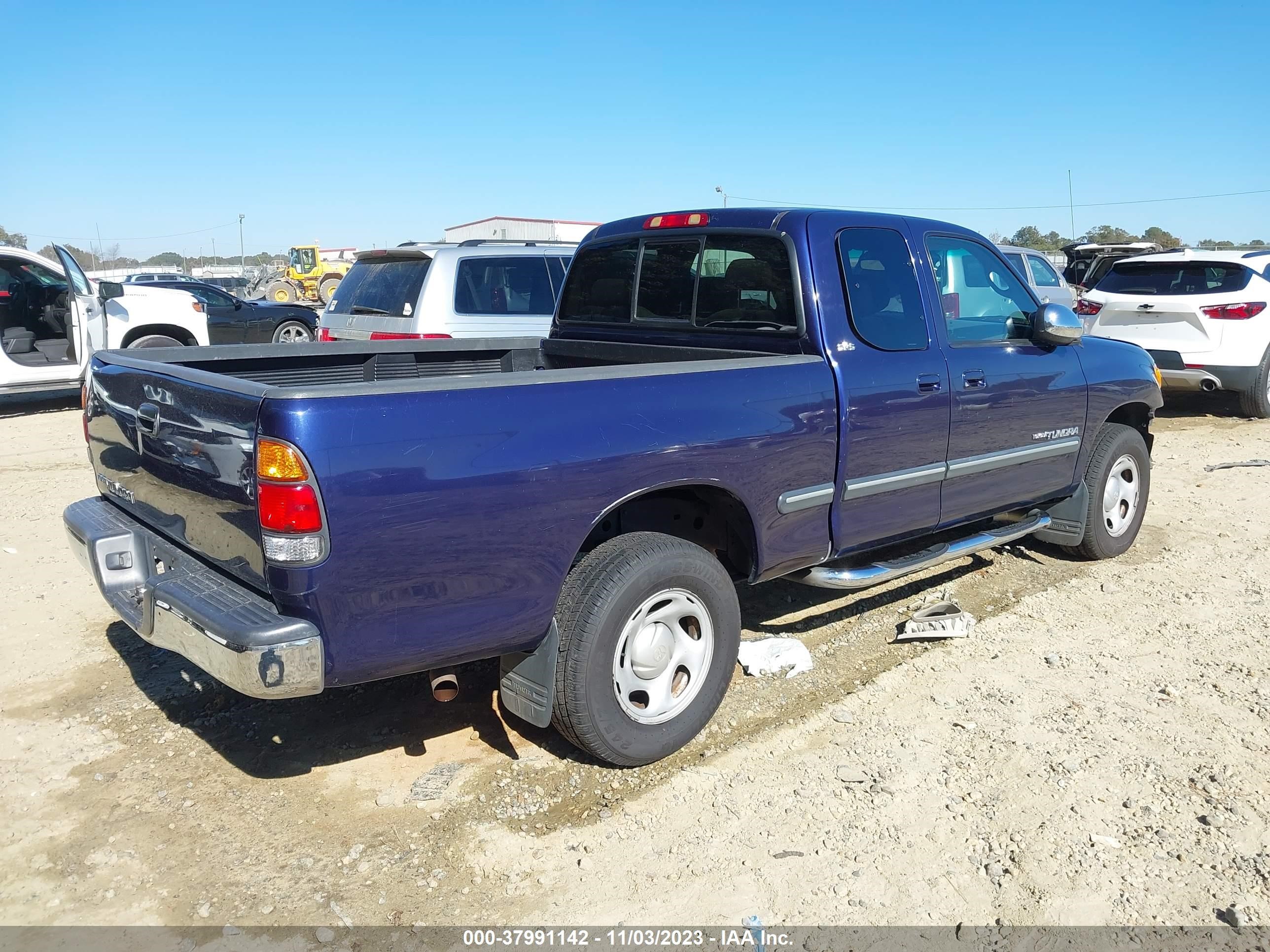 Photo 3 VIN: 5TBRN341X2S280144 - TOYOTA TUNDRA 