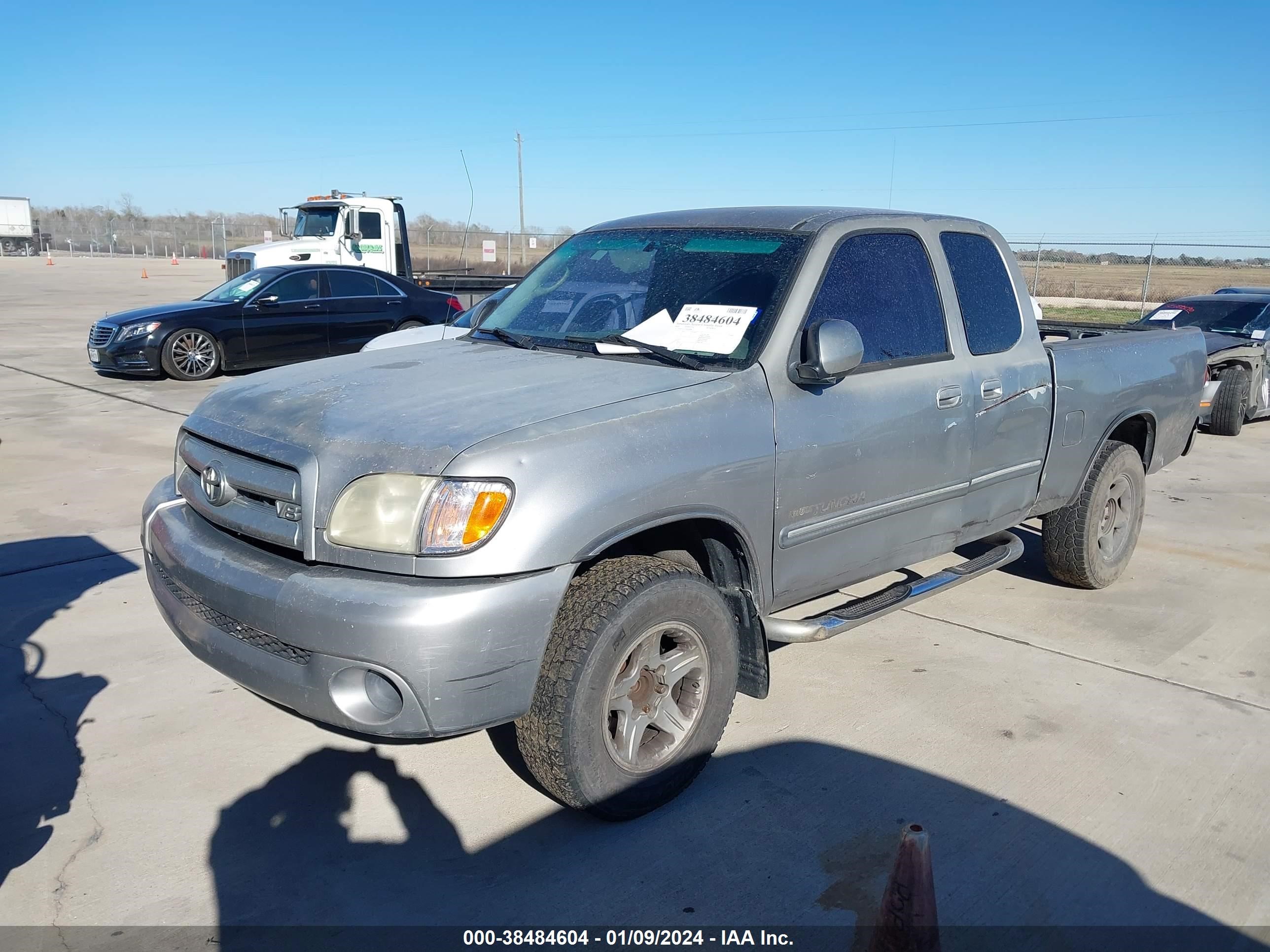 Photo 1 VIN: 5TBRT34103S418698 - TOYOTA TUNDRA 