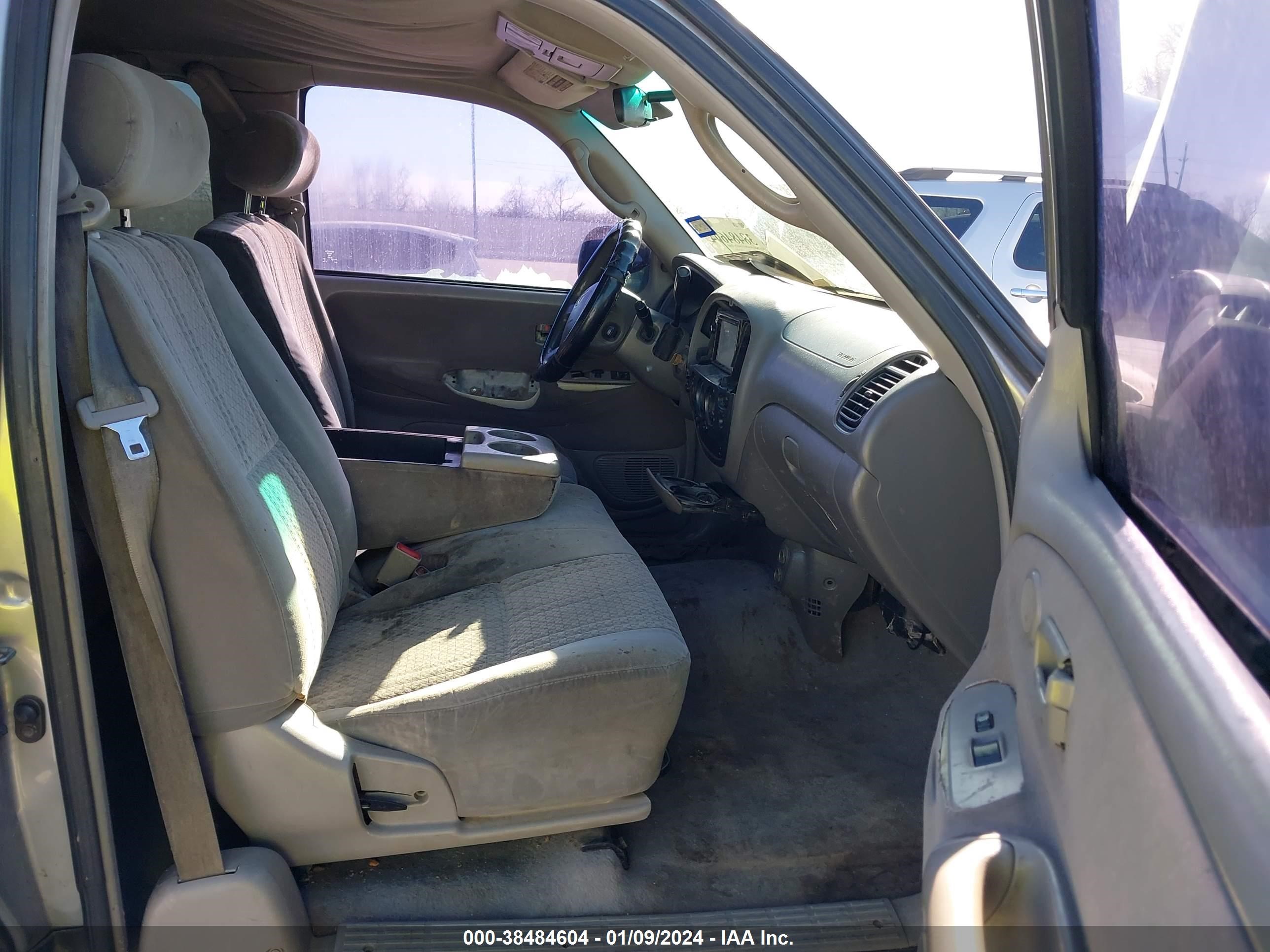 Photo 4 VIN: 5TBRT34103S418698 - TOYOTA TUNDRA 