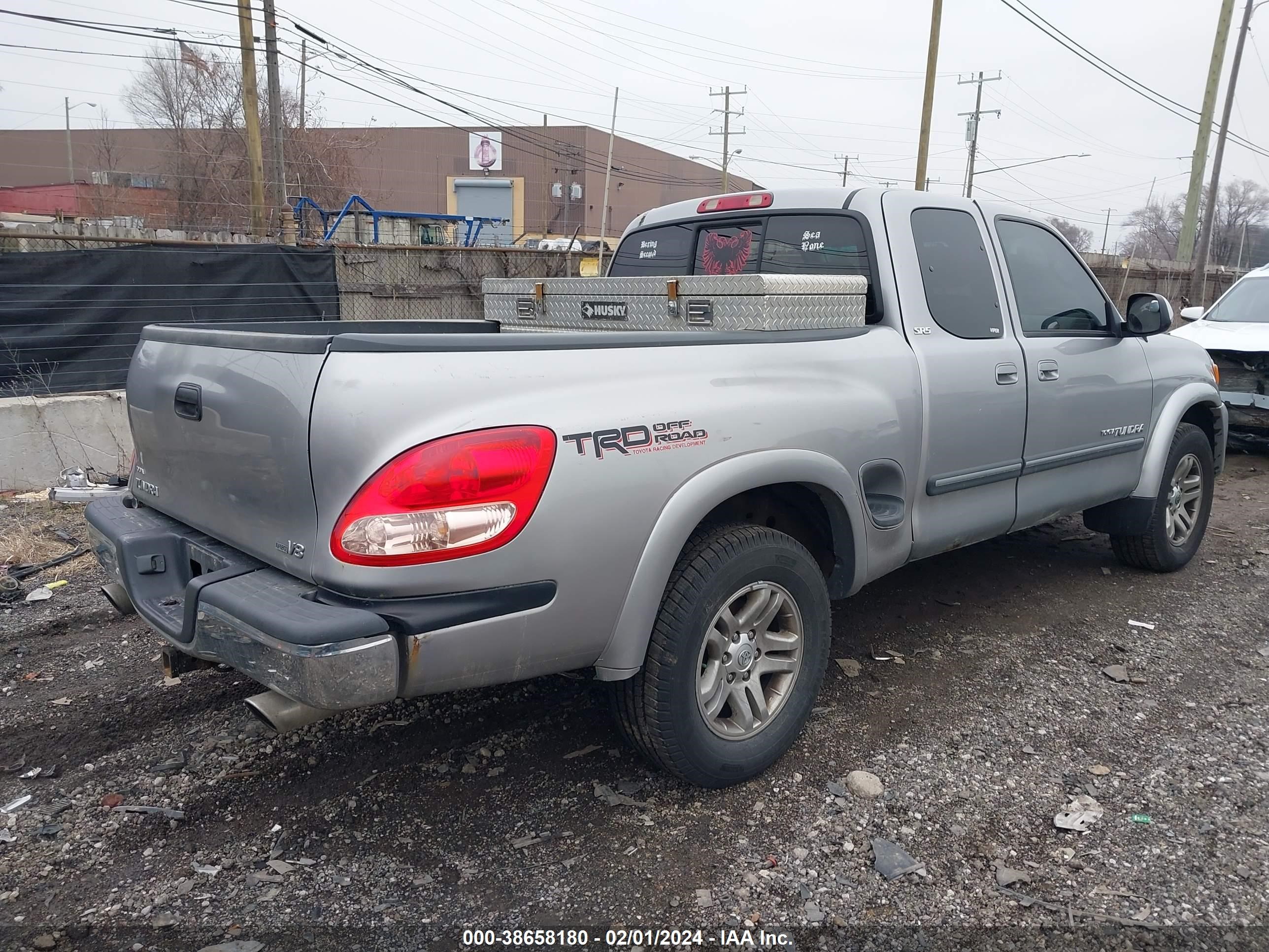 Photo 3 VIN: 5TBRT341132427832 - TOYOTA TUNDRA 