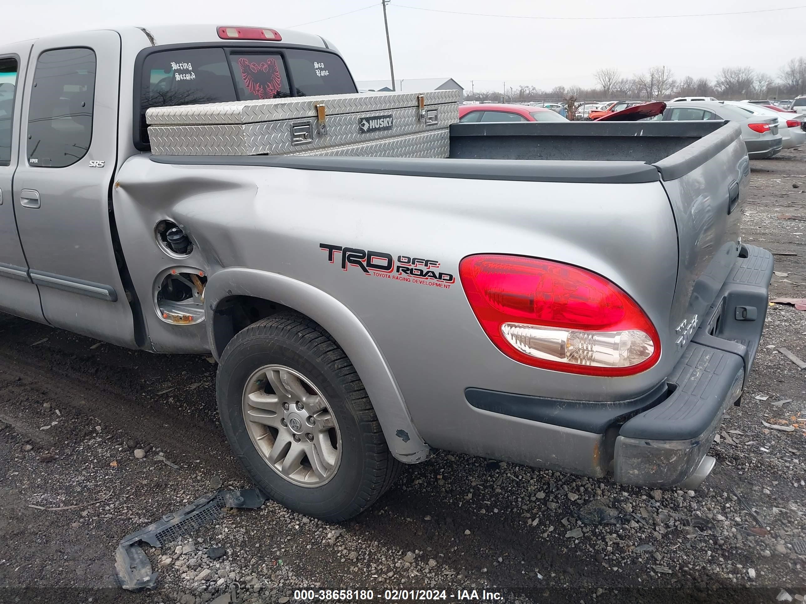 Photo 5 VIN: 5TBRT341132427832 - TOYOTA TUNDRA 