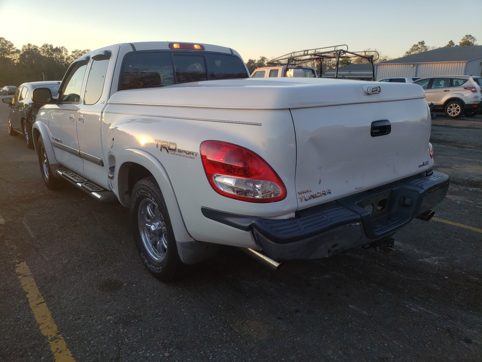 Photo 2 VIN: 5TBRT34113S426647 - TOYOTA TUNDRA ACC 