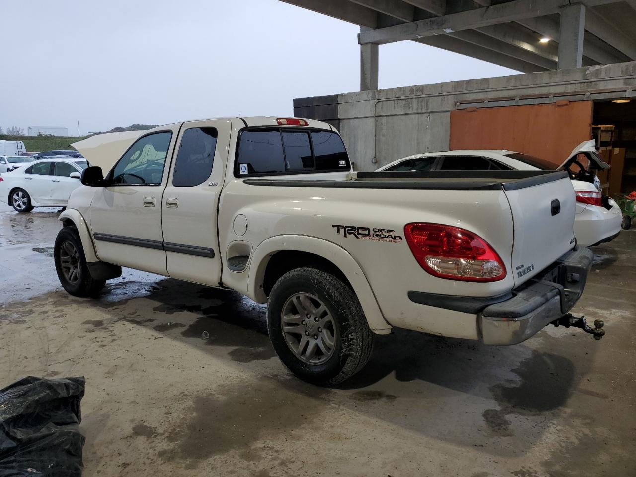 Photo 1 VIN: 5TBRT34125S471860 - TOYOTA TUNDRA 