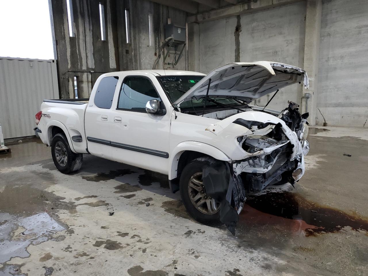 Photo 3 VIN: 5TBRT34125S471860 - TOYOTA TUNDRA 