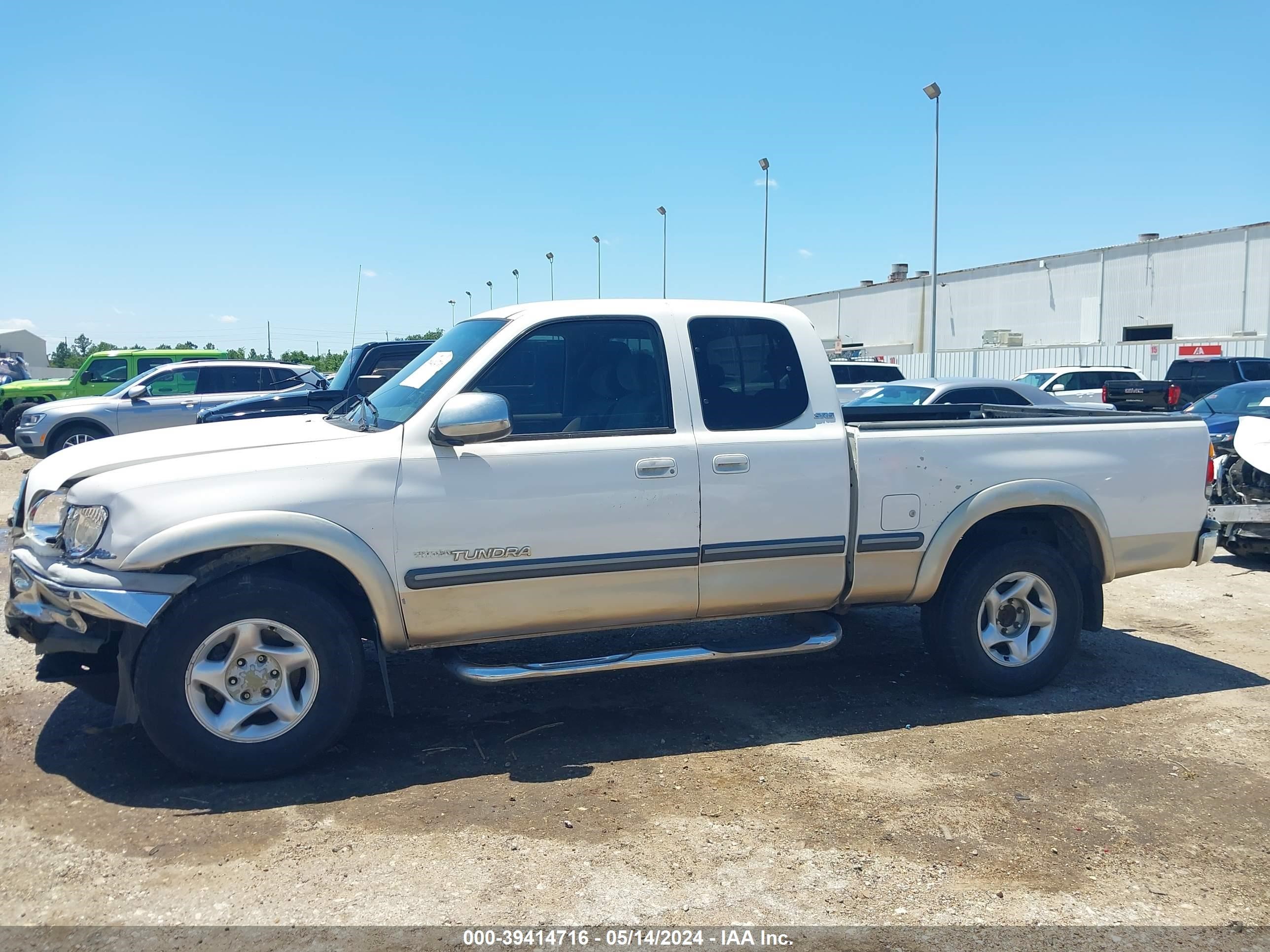 Photo 13 VIN: 5TBRT34131S152784 - TOYOTA TUNDRA 