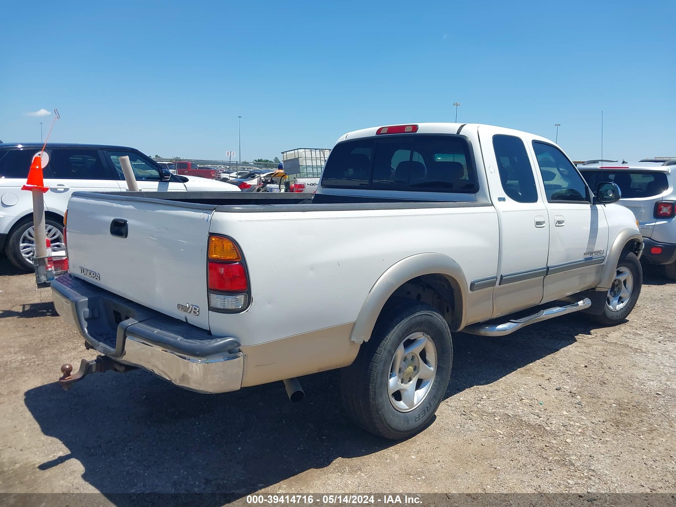 Photo 3 VIN: 5TBRT34131S152784 - TOYOTA TUNDRA 