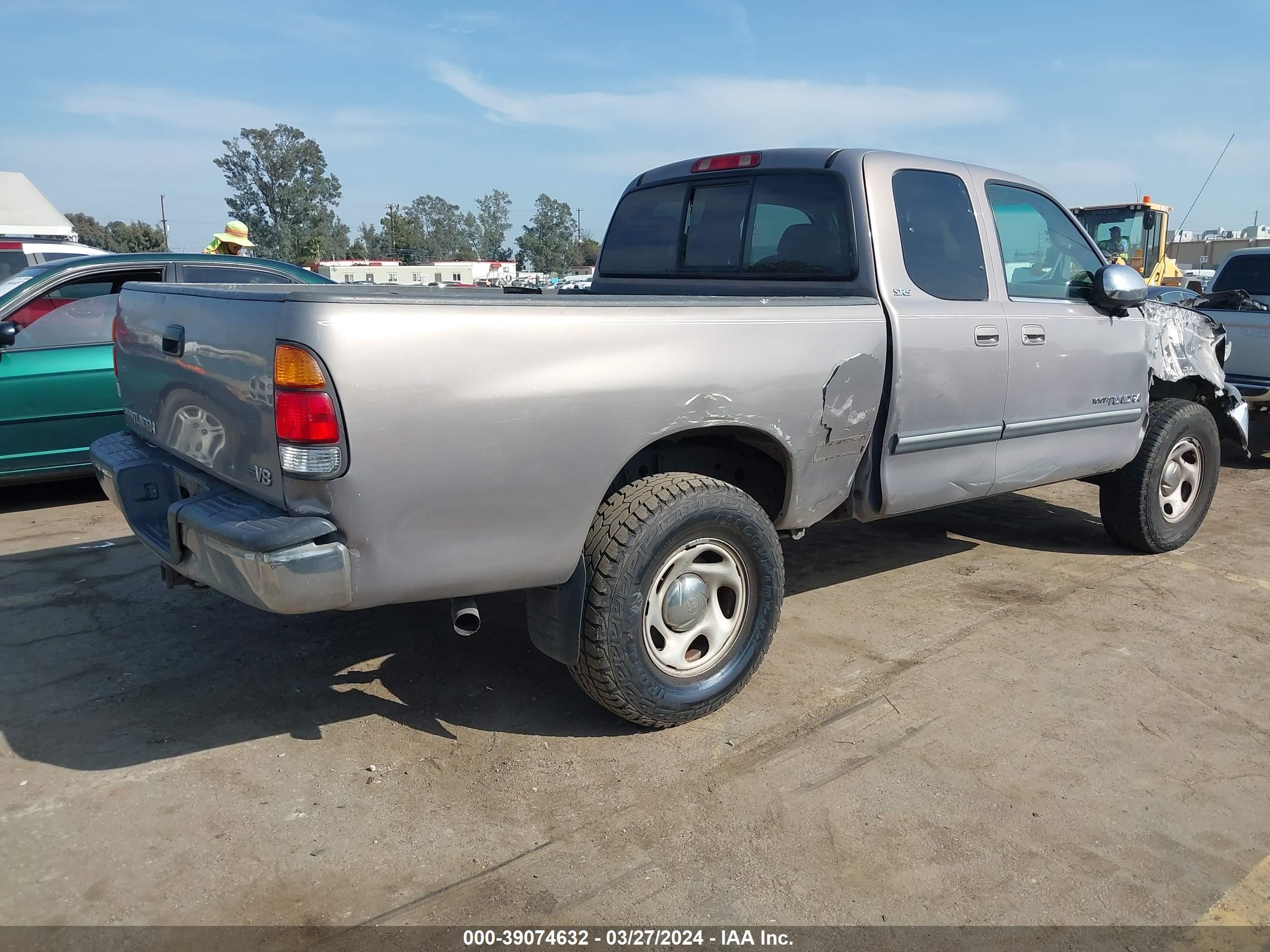 Photo 3 VIN: 5TBRT34131S155734 - TOYOTA TUNDRA 