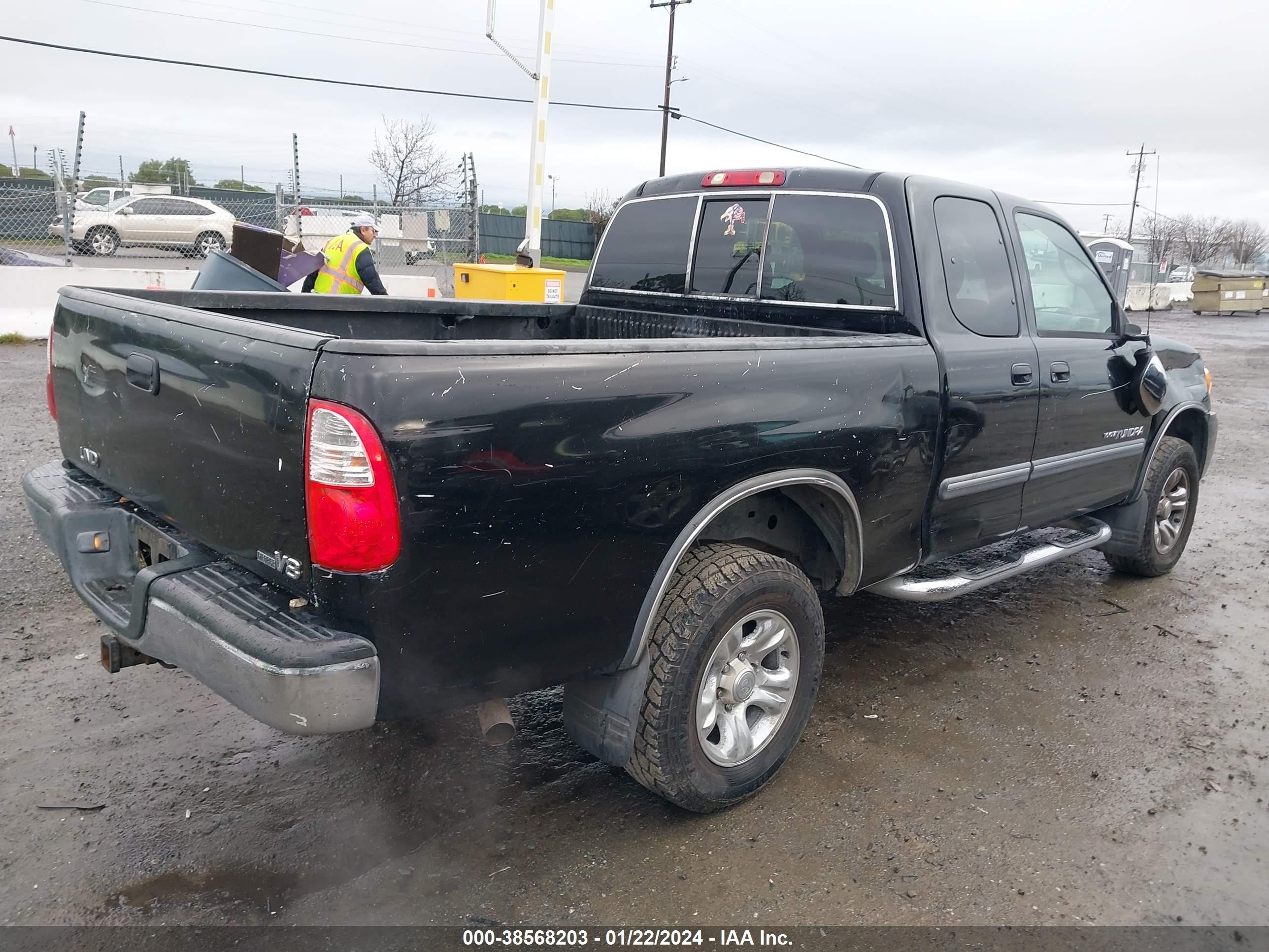 Photo 3 VIN: 5TBRT34135S470023 - TOYOTA TUNDRA 