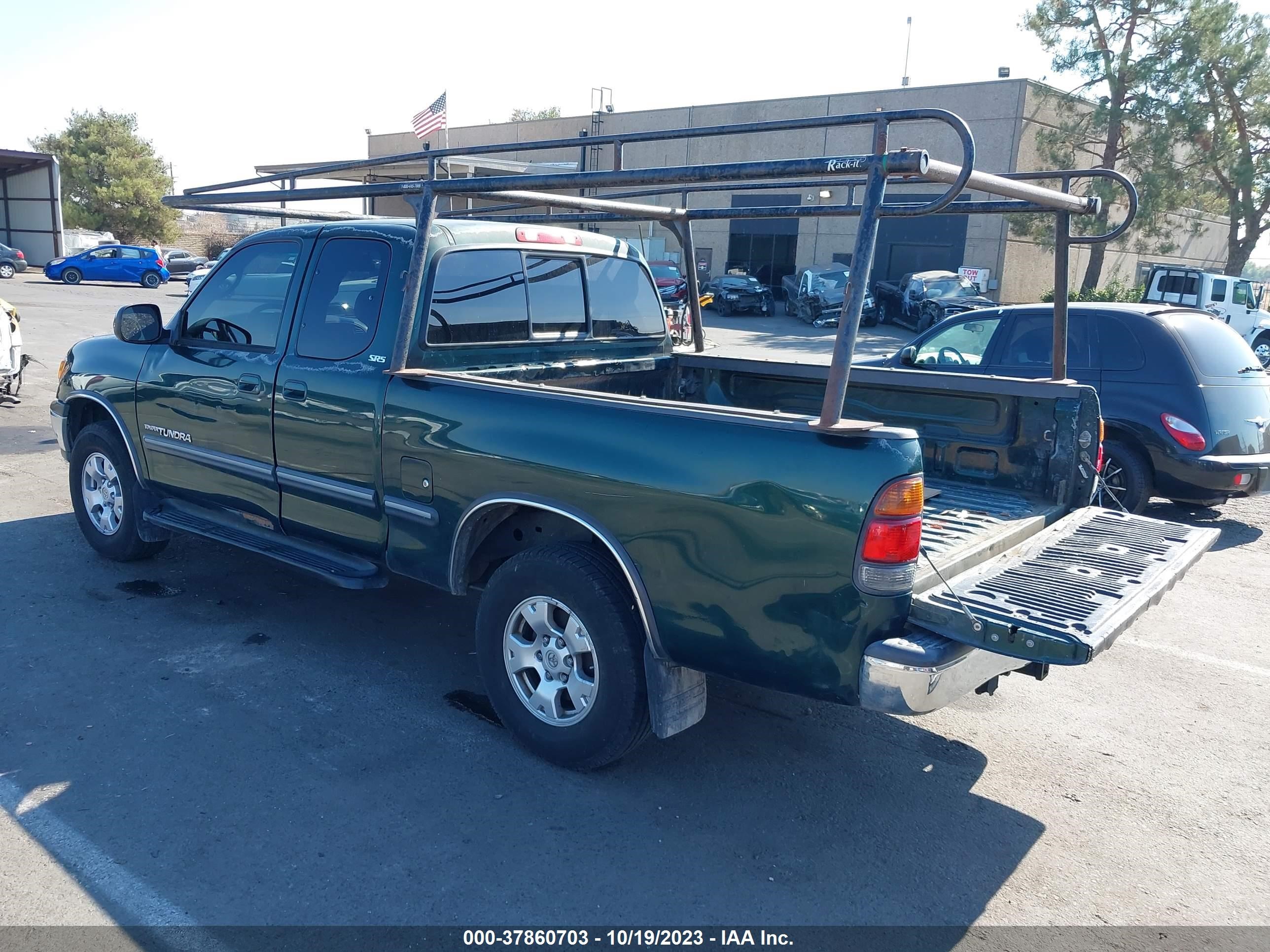 Photo 2 VIN: 5TBRT34141S209557 - TOYOTA TUNDRA 