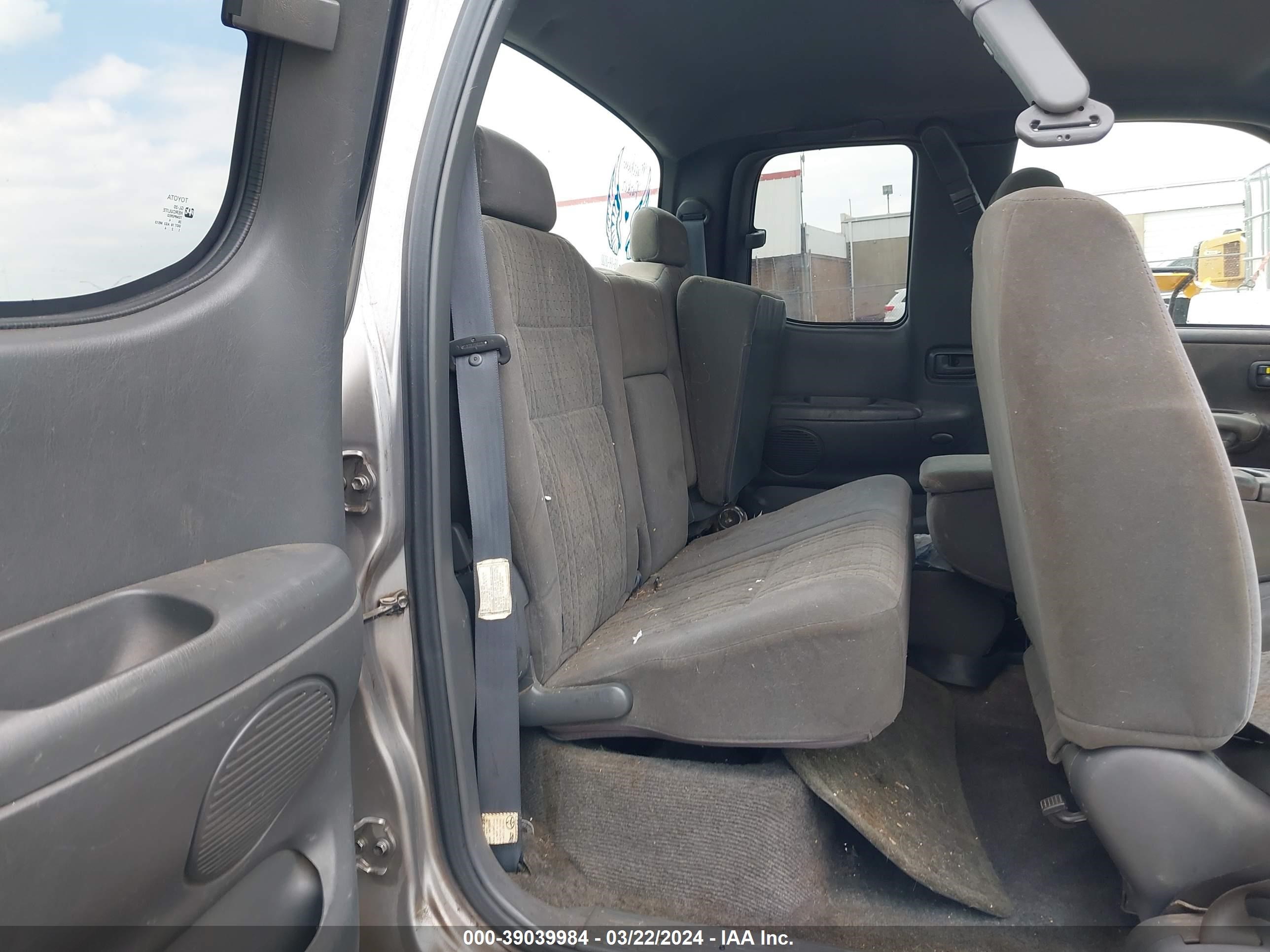 Photo 7 VIN: 5TBRT34144S455271 - TOYOTA TUNDRA 