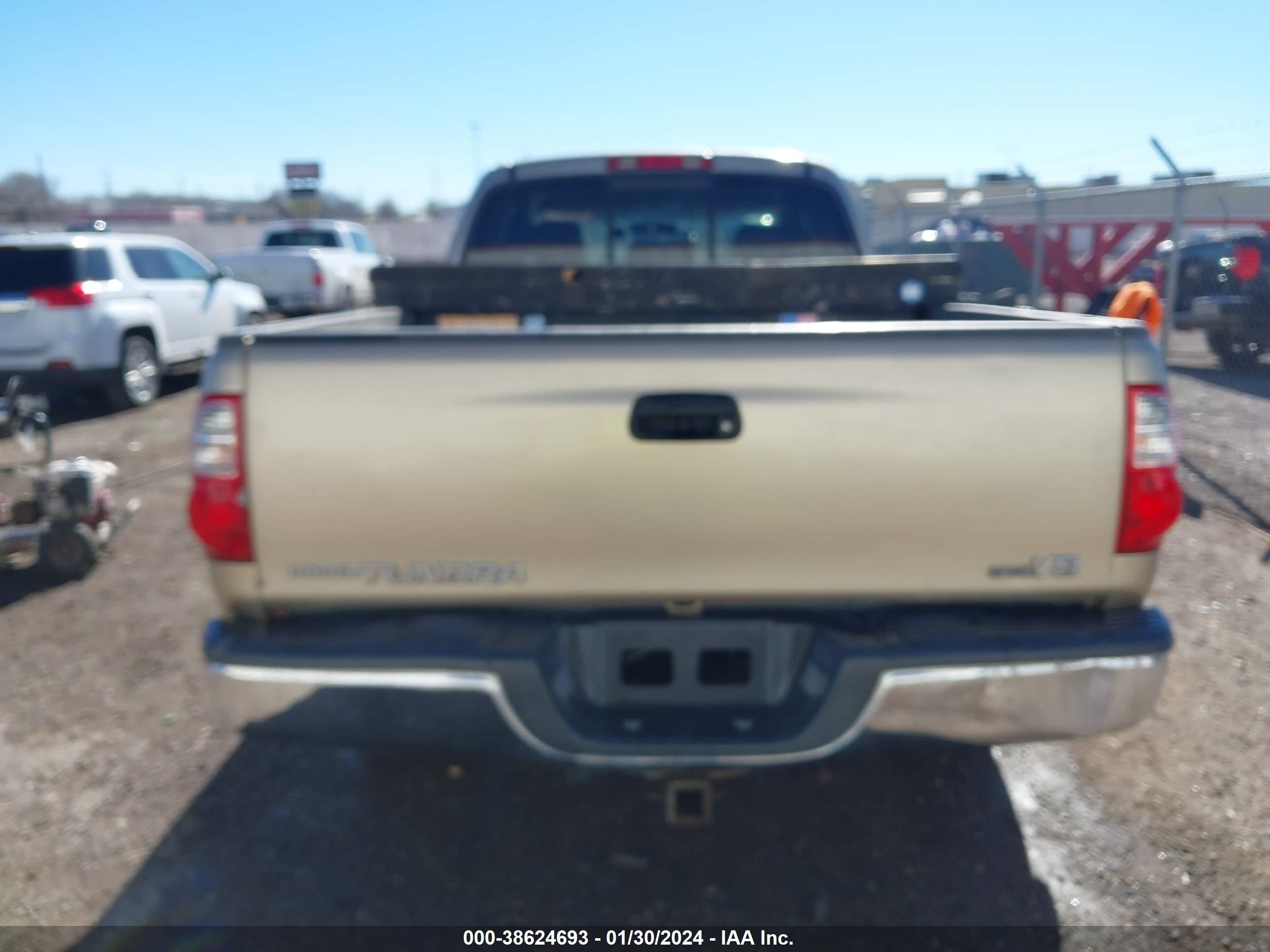 Photo 15 VIN: 5TBRT34145S462027 - TOYOTA TUNDRA 