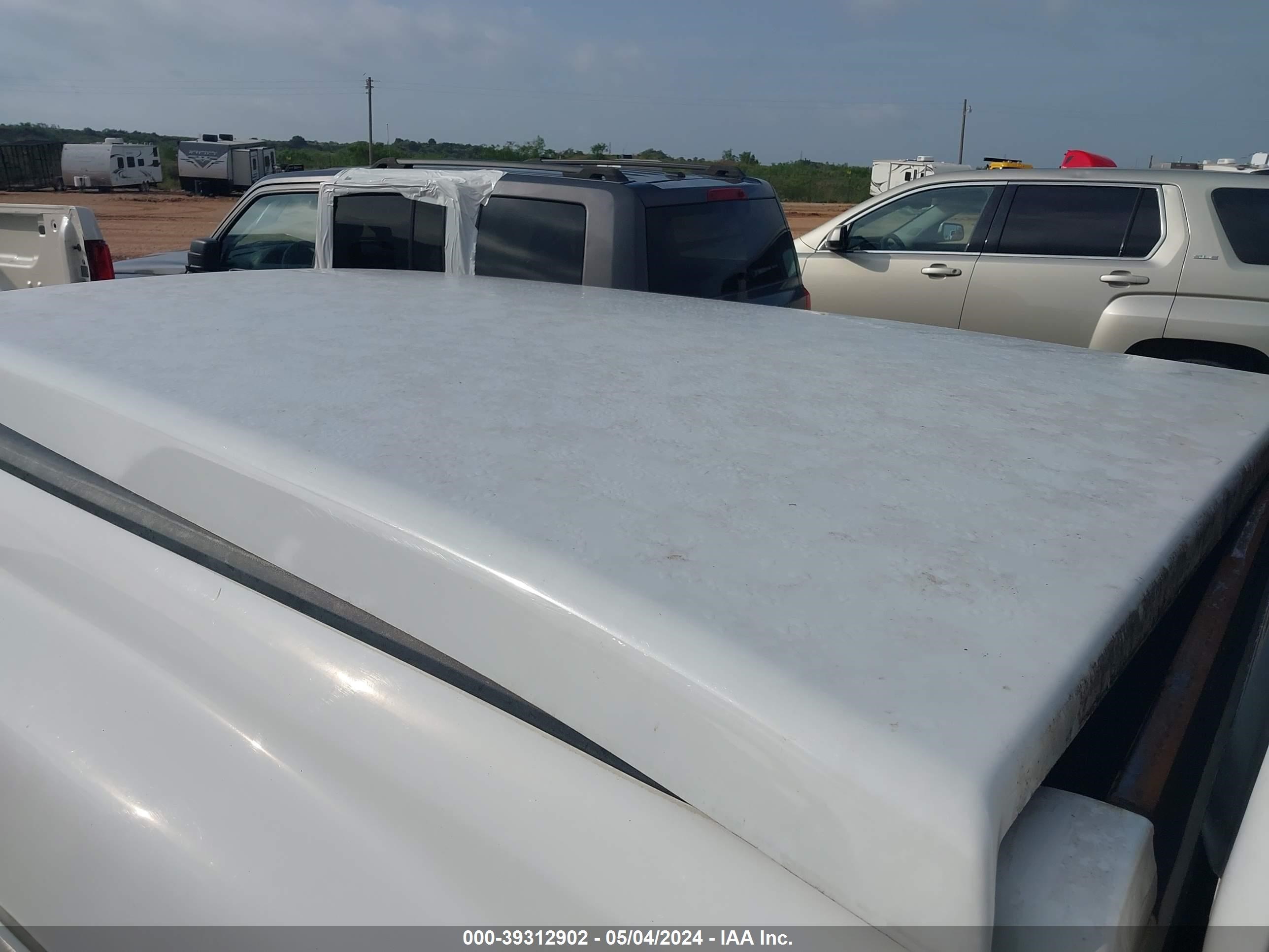 Photo 16 VIN: 5TBRT34145S471696 - TOYOTA TUNDRA 