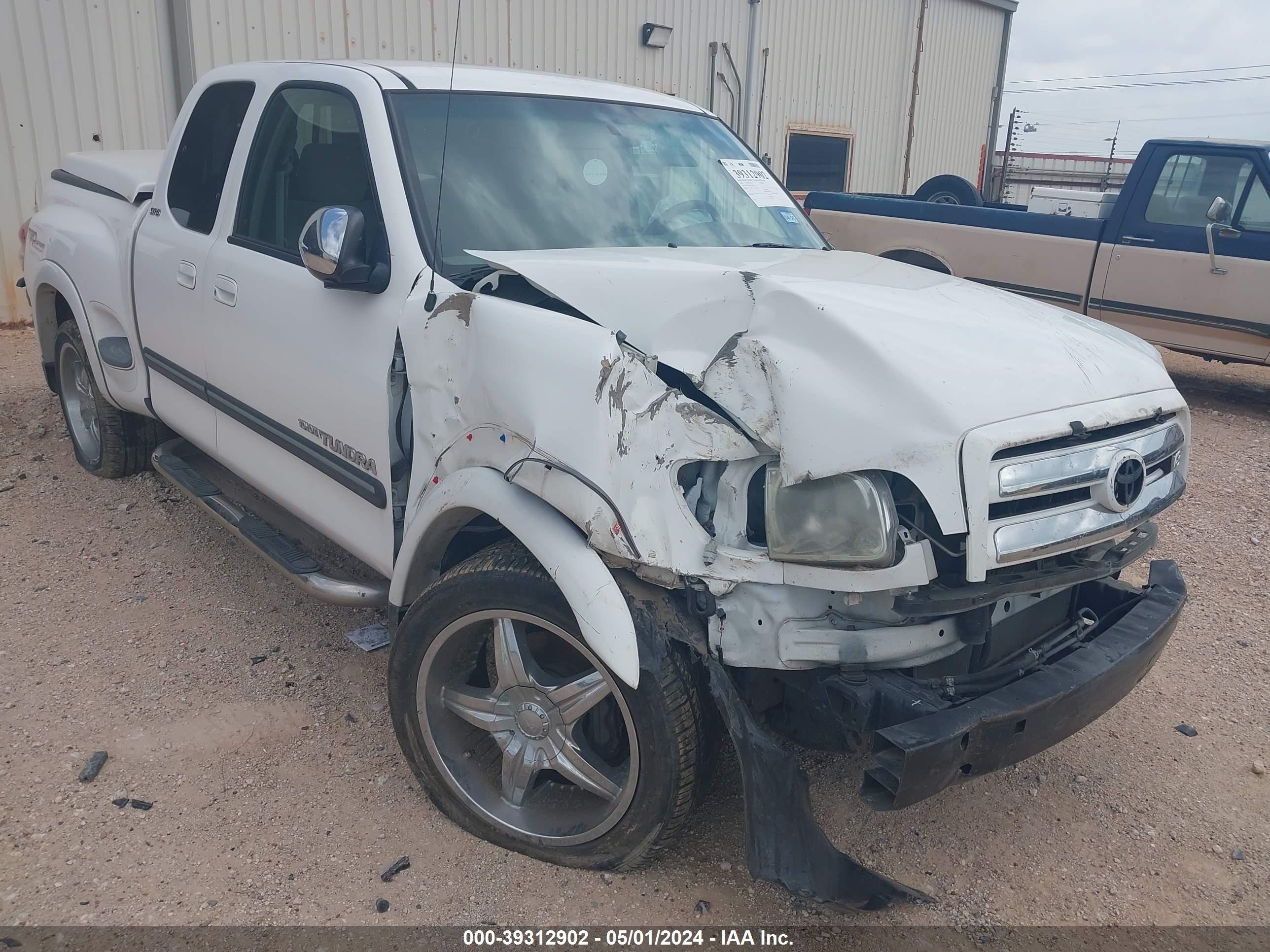 Photo 5 VIN: 5TBRT34145S471696 - TOYOTA TUNDRA 