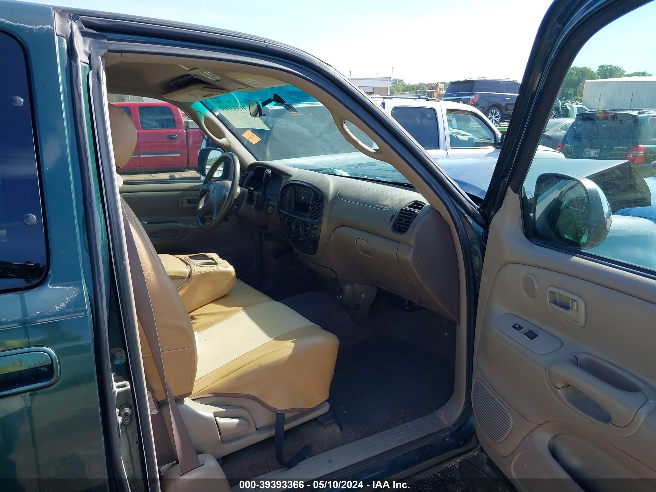 Photo 4 VIN: 5TBRT34151S131242 - TOYOTA TUNDRA 