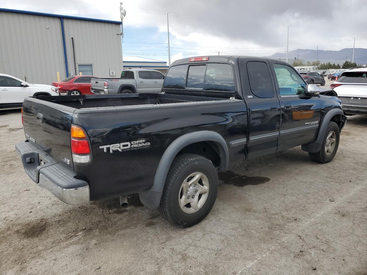 Photo 2 VIN: 5TBRT34162S249270 - TOYOTA TUNDRA 