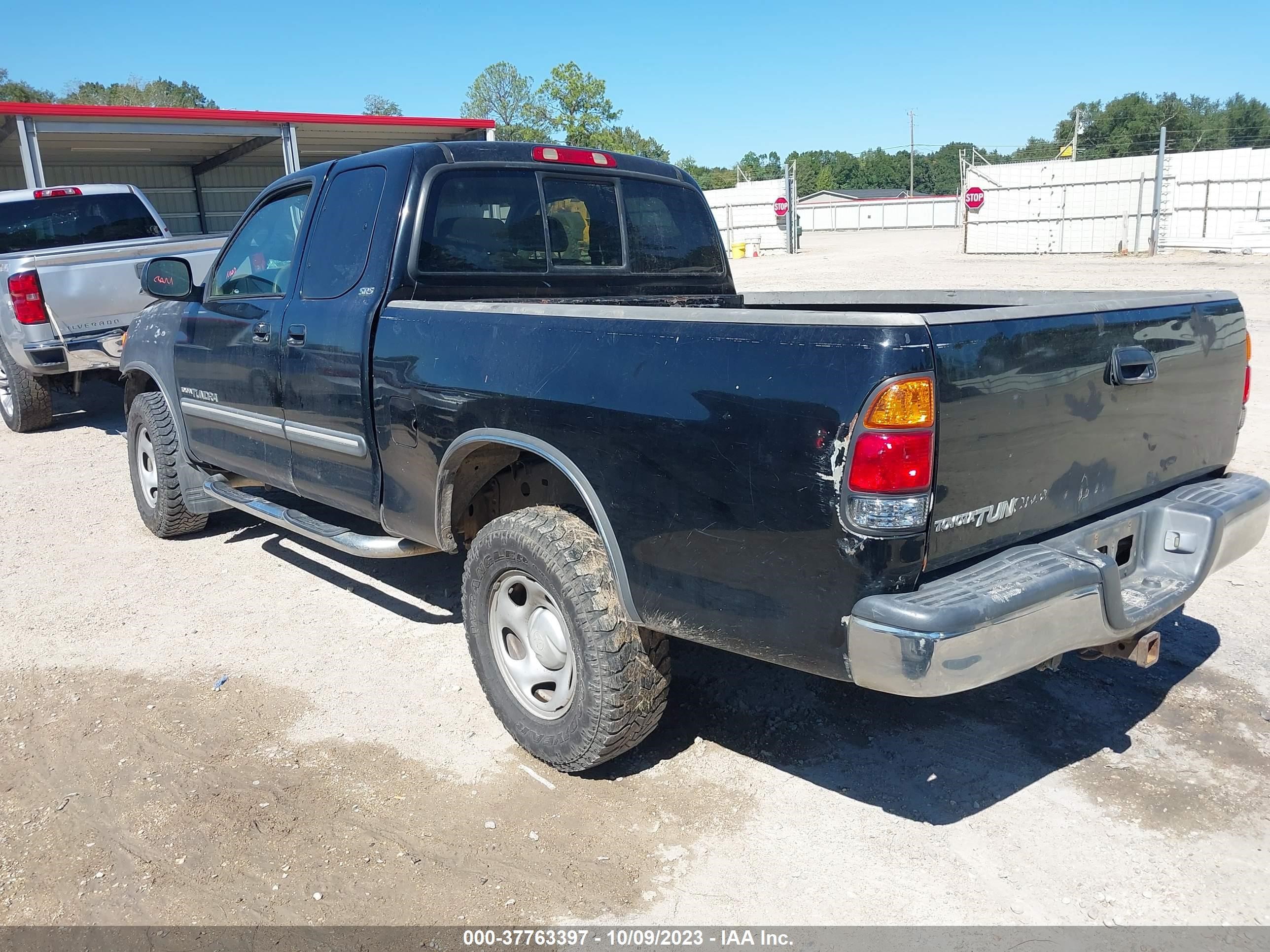 Photo 2 VIN: 5TBRT34163S335356 - TOYOTA TUNDRA 