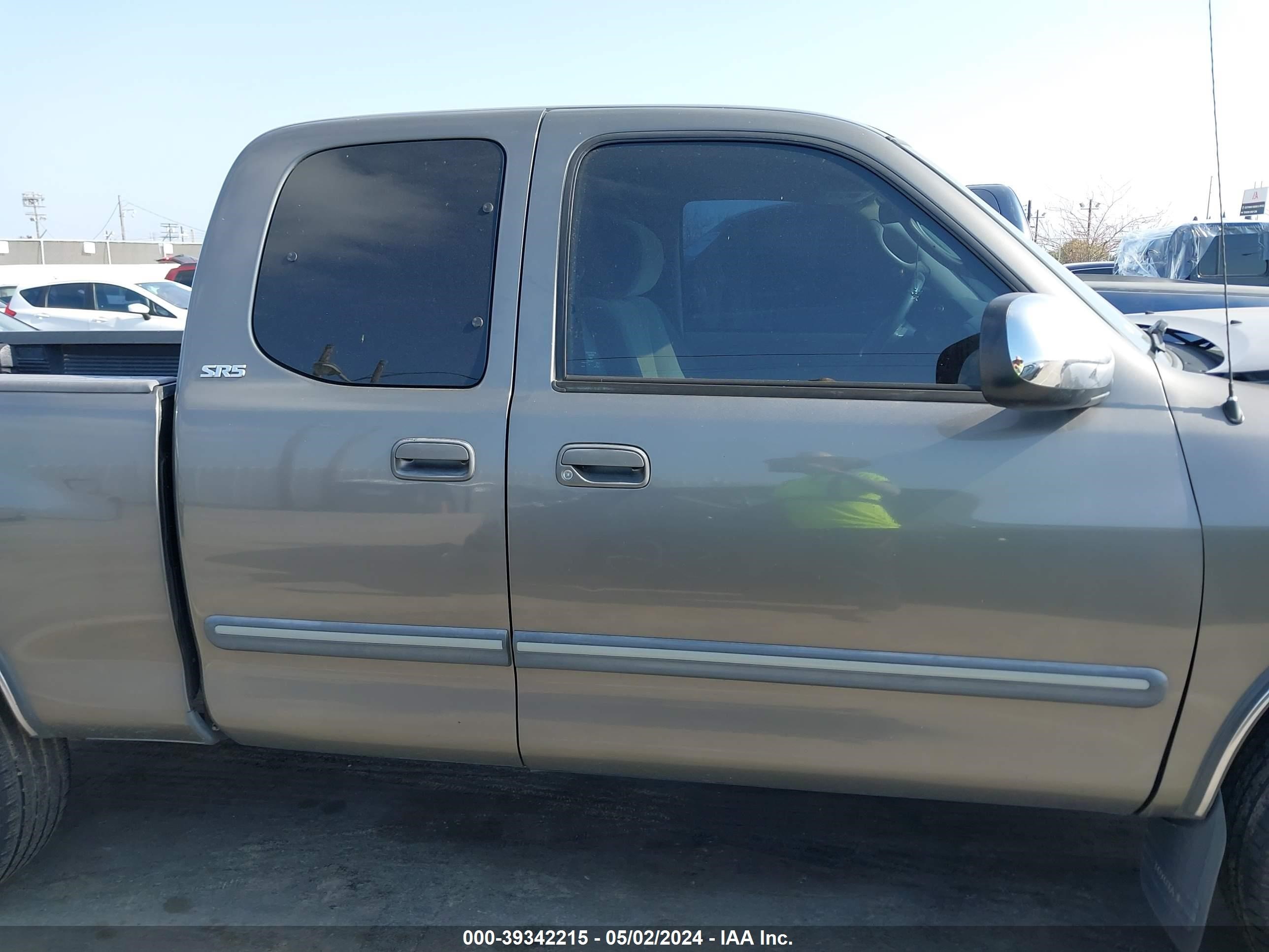 Photo 12 VIN: 5TBRT34163S439720 - TOYOTA TUNDRA 