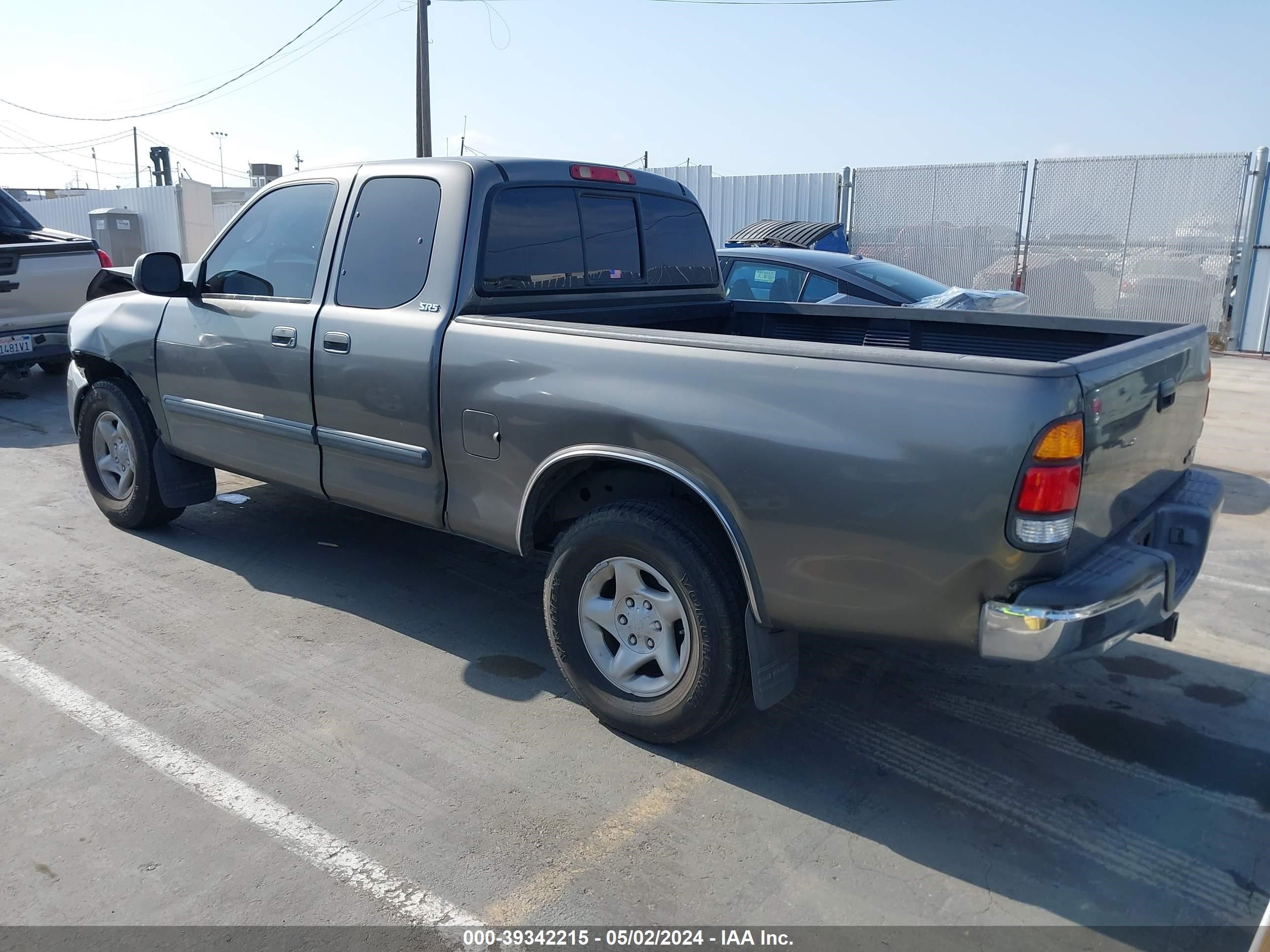 Photo 2 VIN: 5TBRT34163S439720 - TOYOTA TUNDRA 