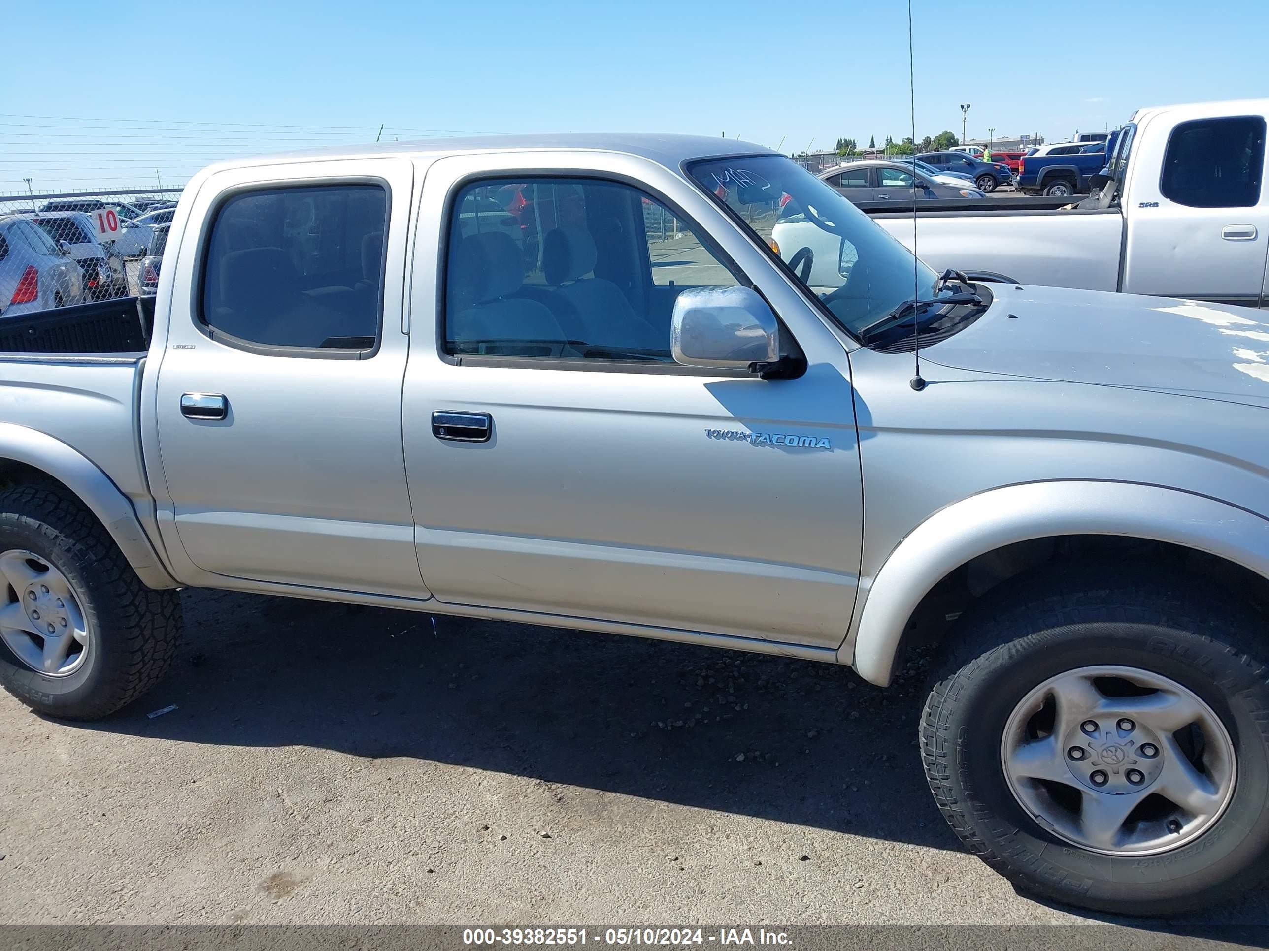 Photo 12 VIN: 5TBRT34173S365238 - TOYOTA TUNDRA 