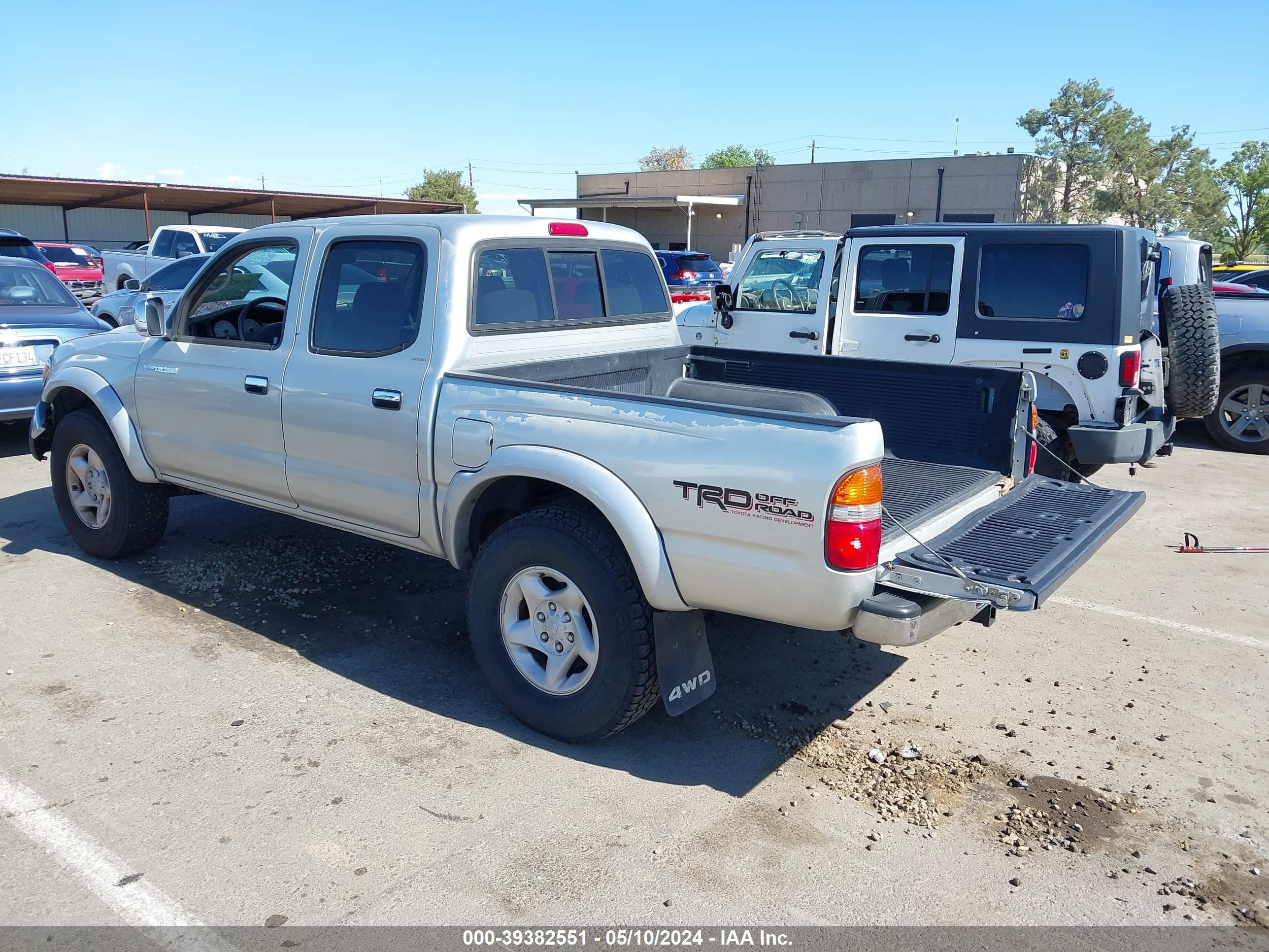 Photo 2 VIN: 5TBRT34173S365238 - TOYOTA TUNDRA 