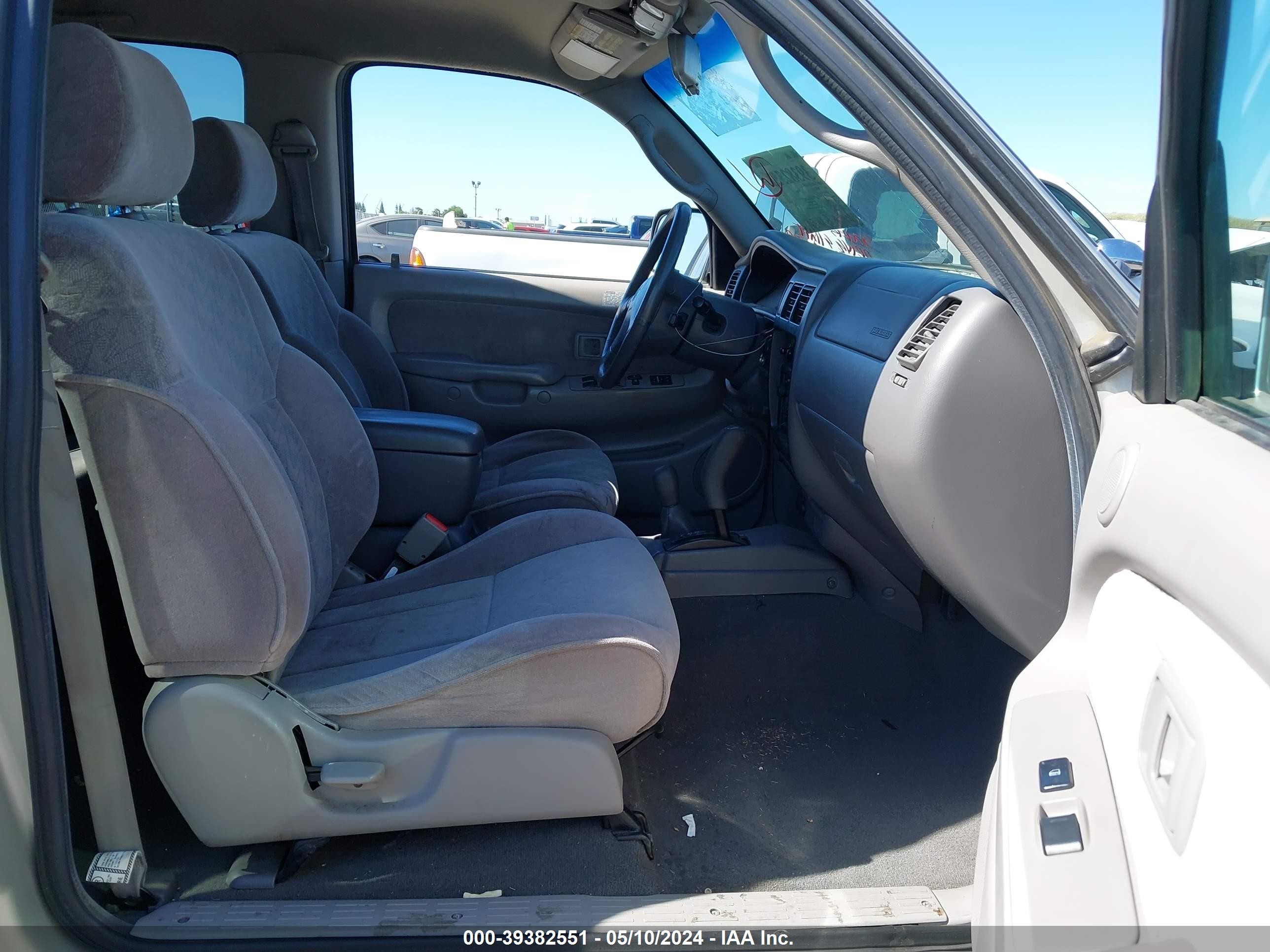 Photo 4 VIN: 5TBRT34173S365238 - TOYOTA TUNDRA 