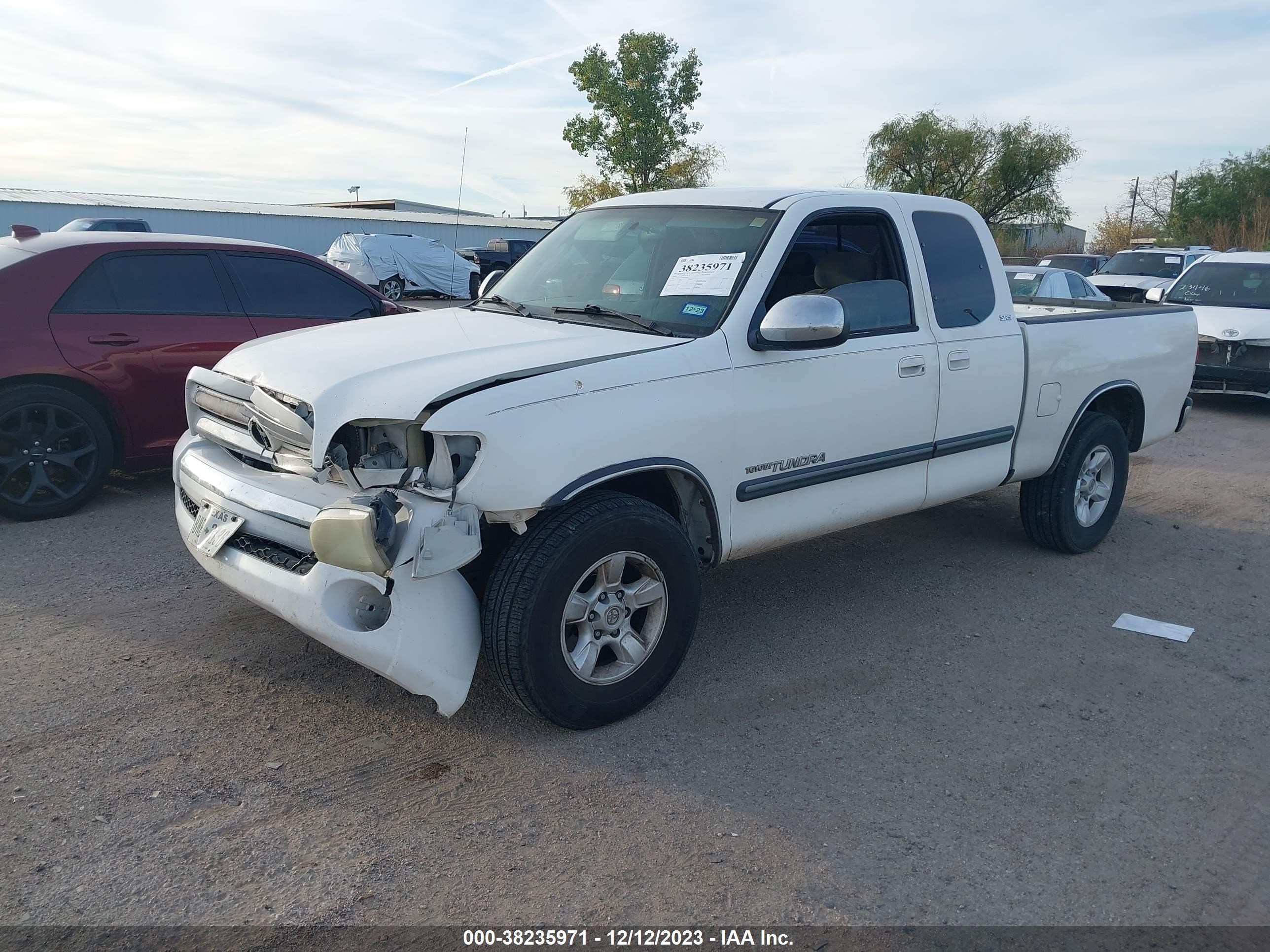 Photo 1 VIN: 5TBRT34184S449263 - TOYOTA TUNDRA 