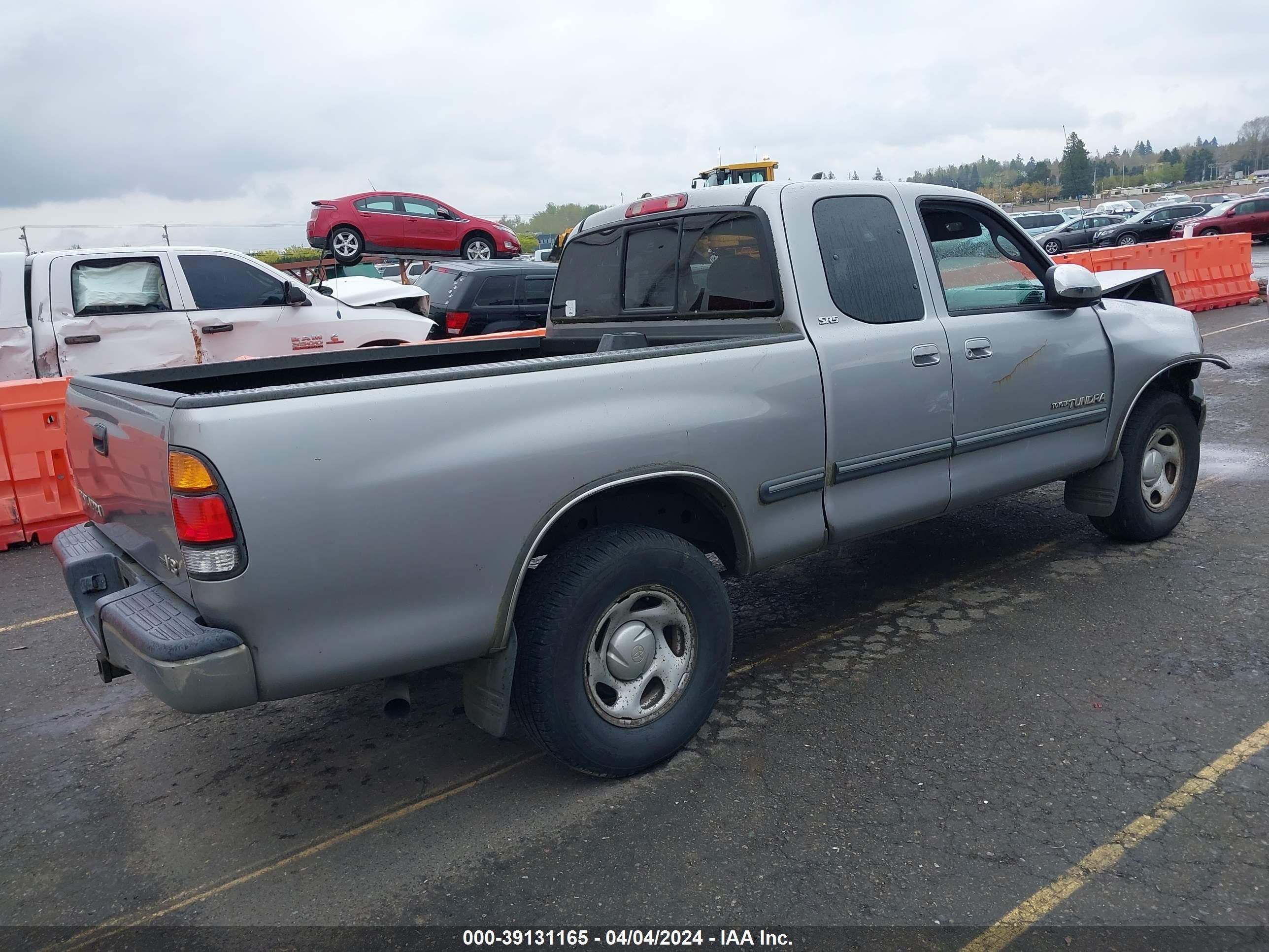 Photo 3 VIN: 5TBRT34192S256066 - TOYOTA TUNDRA 