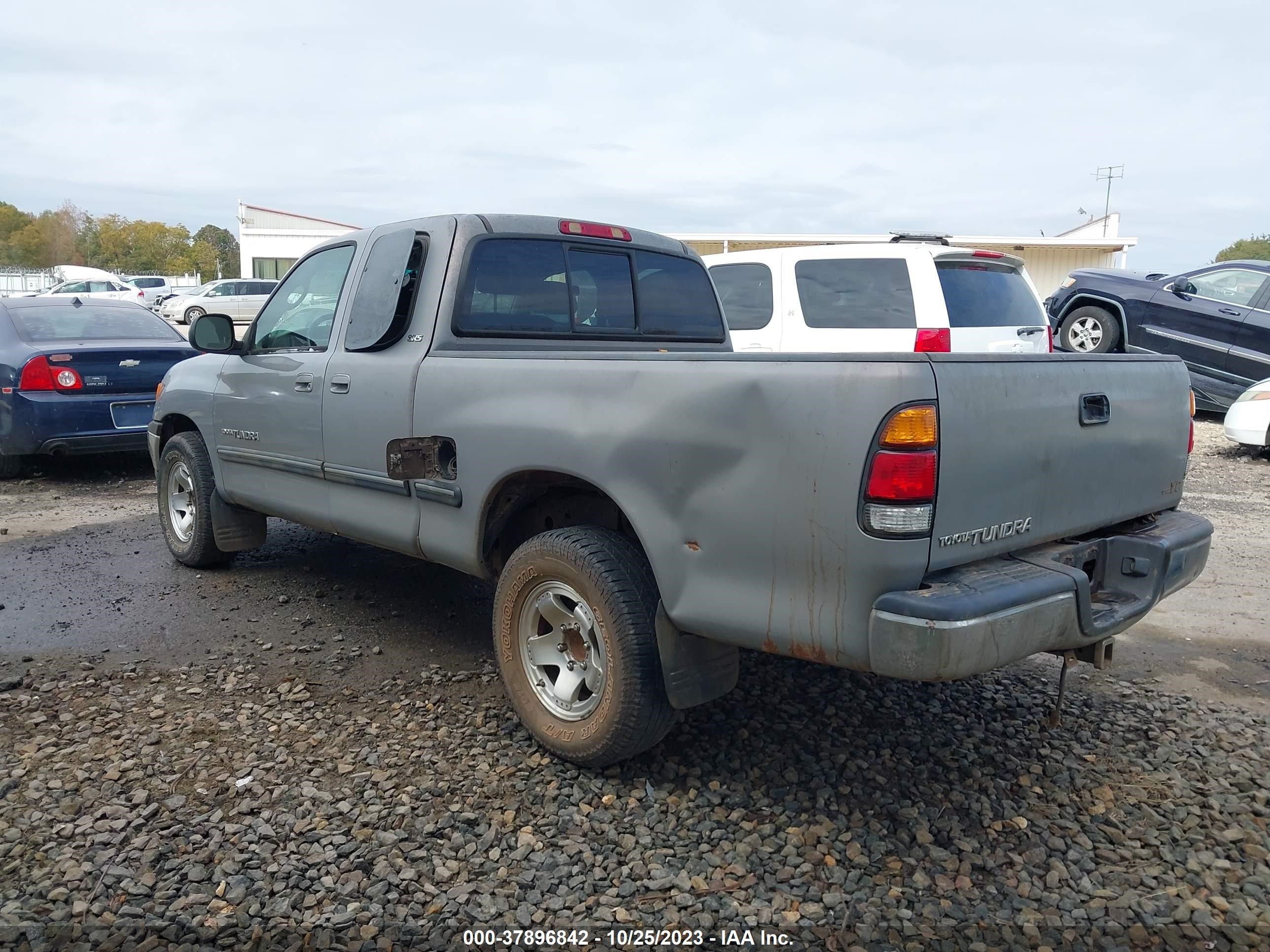 Photo 2 VIN: 5TBRT341X2S328540 - TOYOTA TUNDRA 