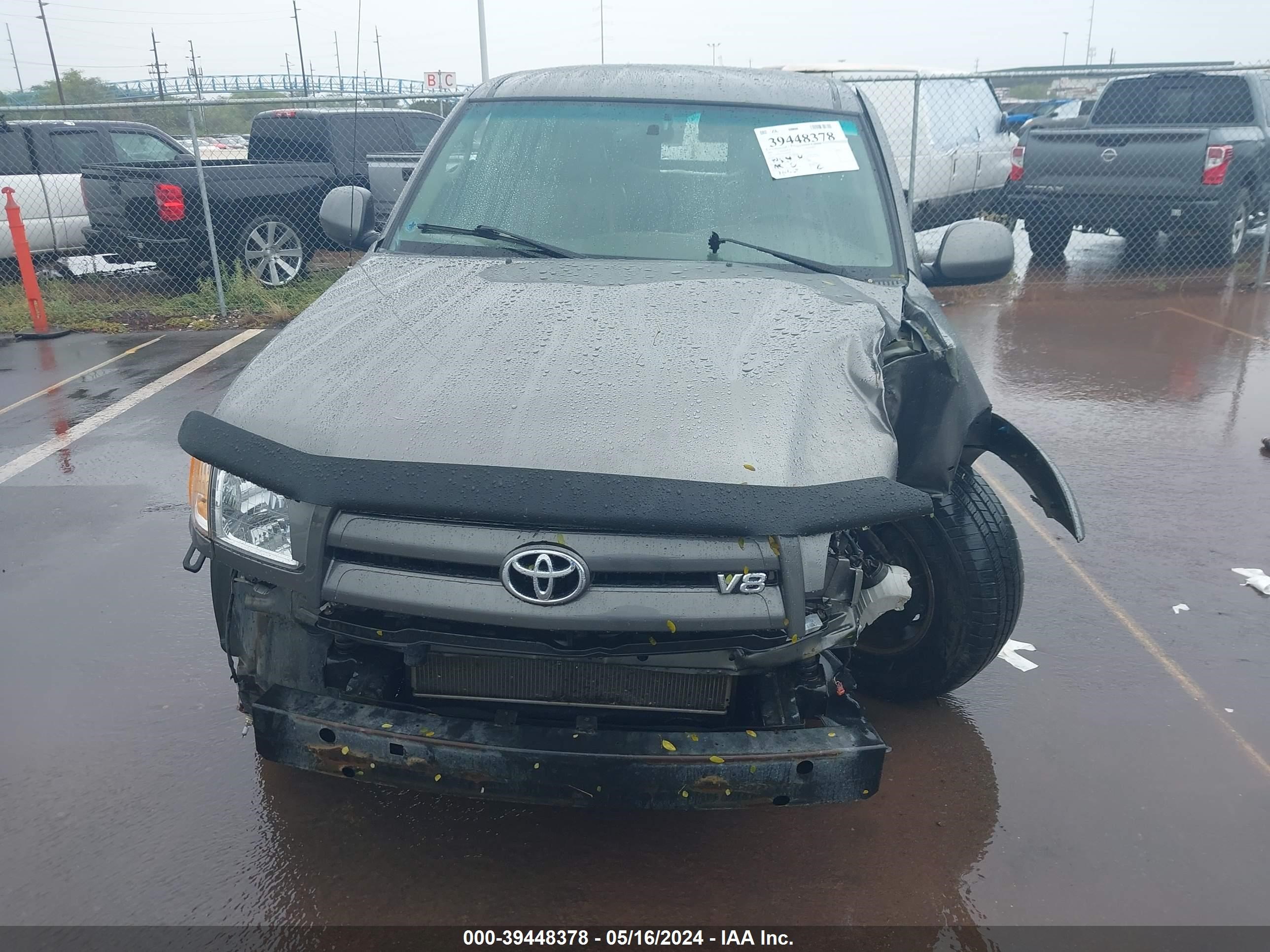 Photo 11 VIN: 5TBRT38103S380481 - TOYOTA TUNDRA 