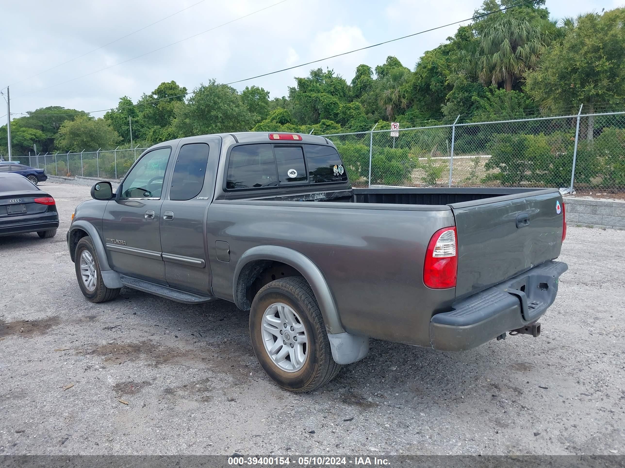 Photo 2 VIN: 5TBRT38115S459404 - TOYOTA TUNDRA 