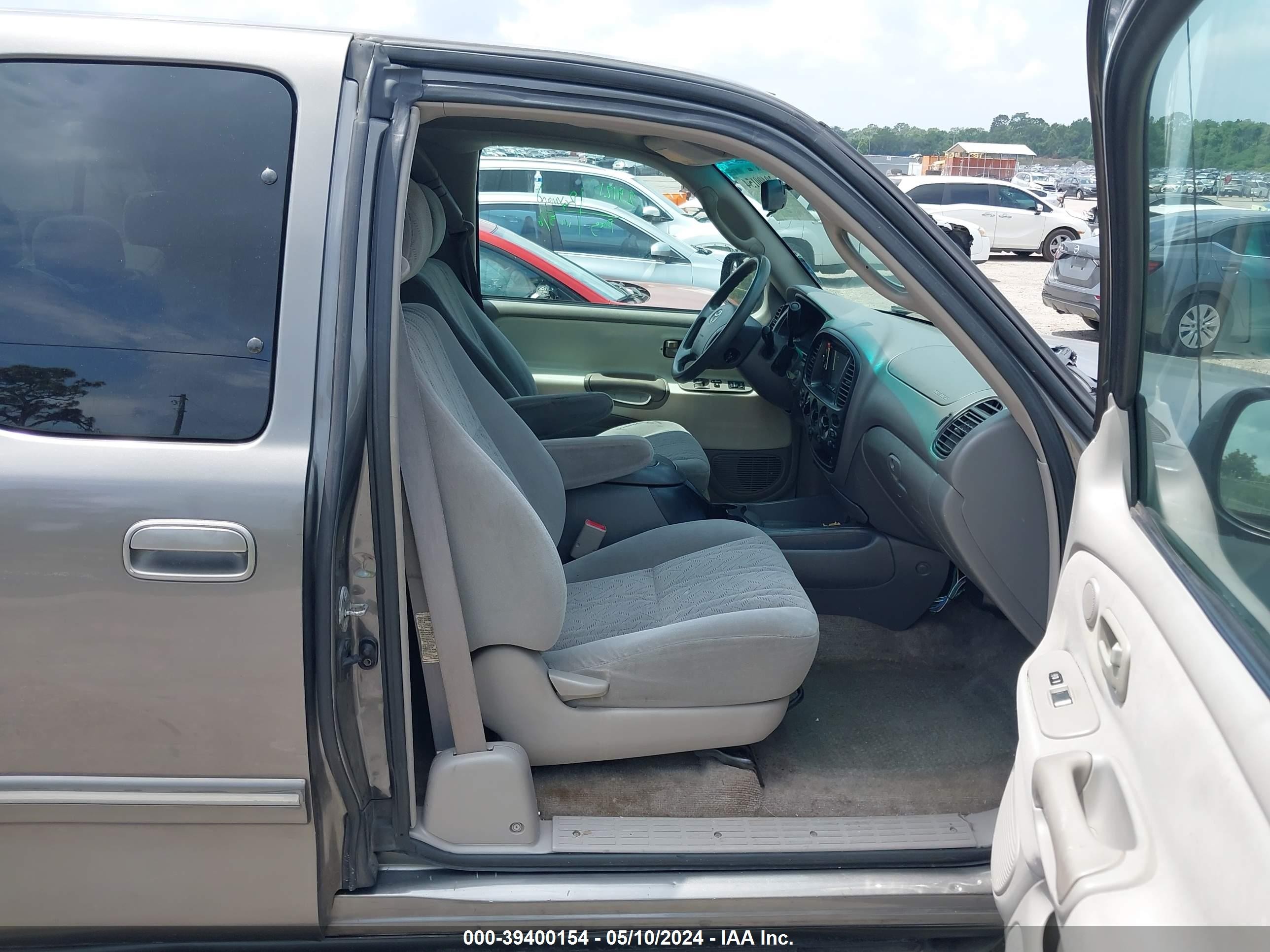 Photo 4 VIN: 5TBRT38115S459404 - TOYOTA TUNDRA 