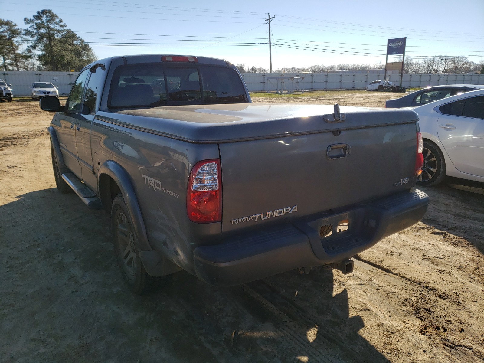 Photo 2 VIN: 5TBRT38186S480347 - TOYOTA TUNDRA ACC 