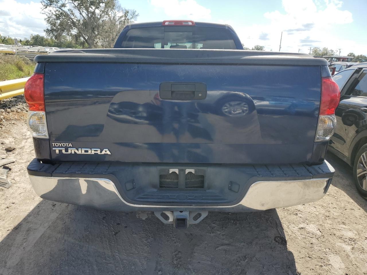 Photo 5 VIN: 5TBRT54137S450837 - TOYOTA TUNDRA 