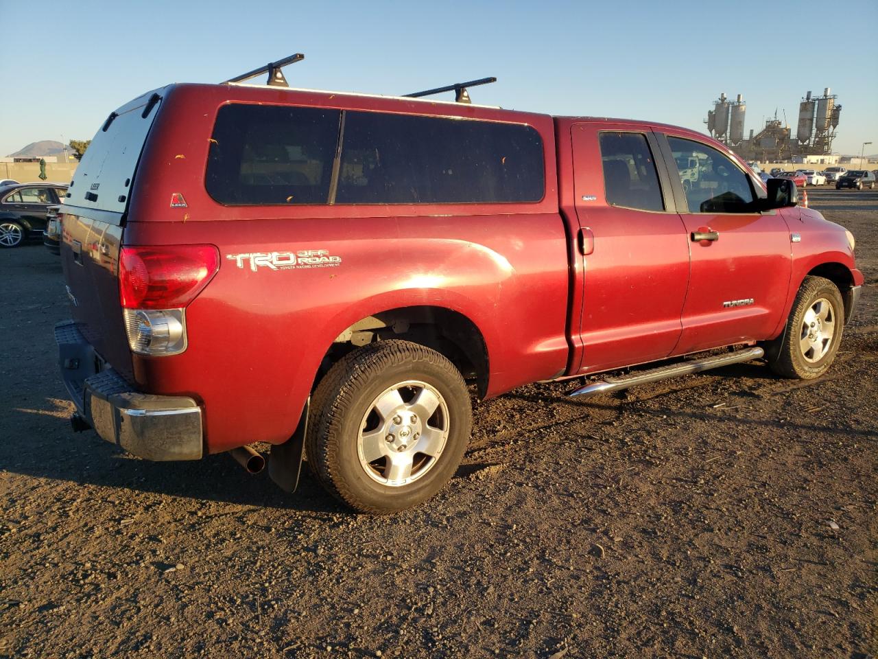 Photo 2 VIN: 5TBRT54177S451571 - TOYOTA TUNDRA 