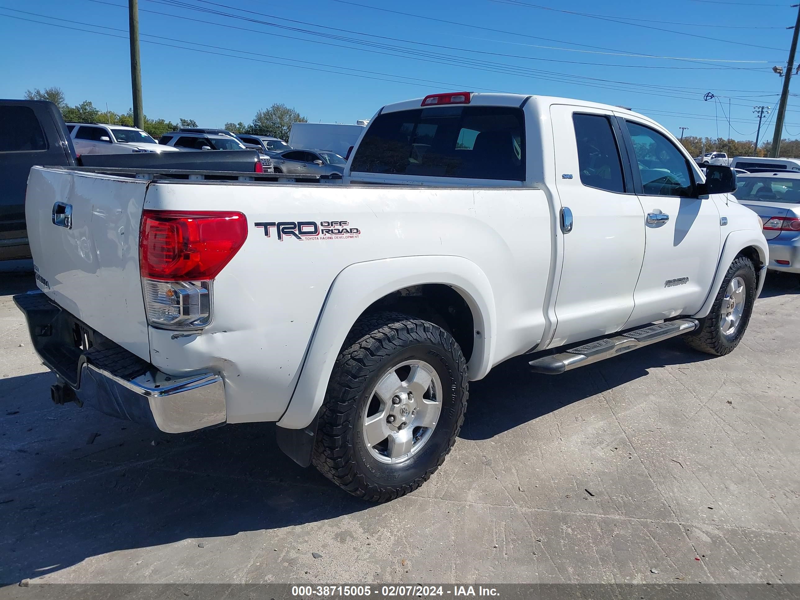 Photo 3 VIN: 5TBRT54187S452714 - TOYOTA TUNDRA 