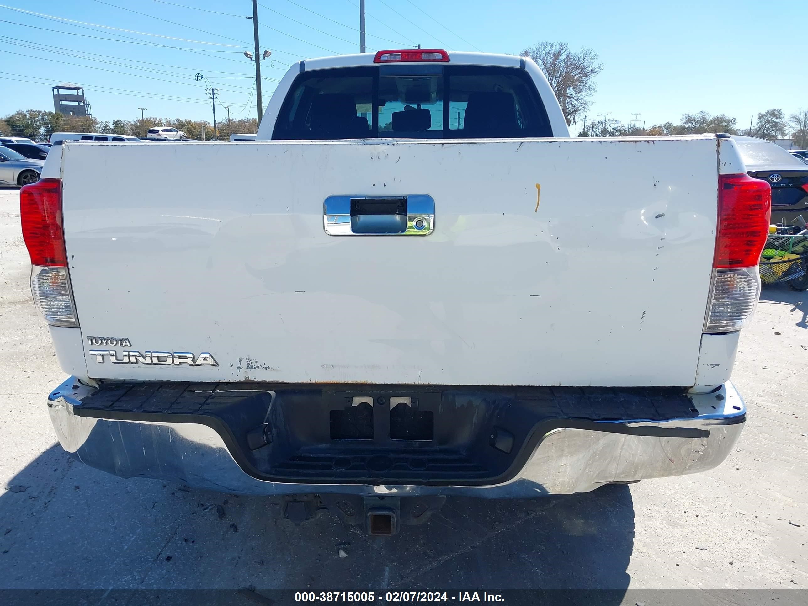 Photo 5 VIN: 5TBRT54187S452714 - TOYOTA TUNDRA 