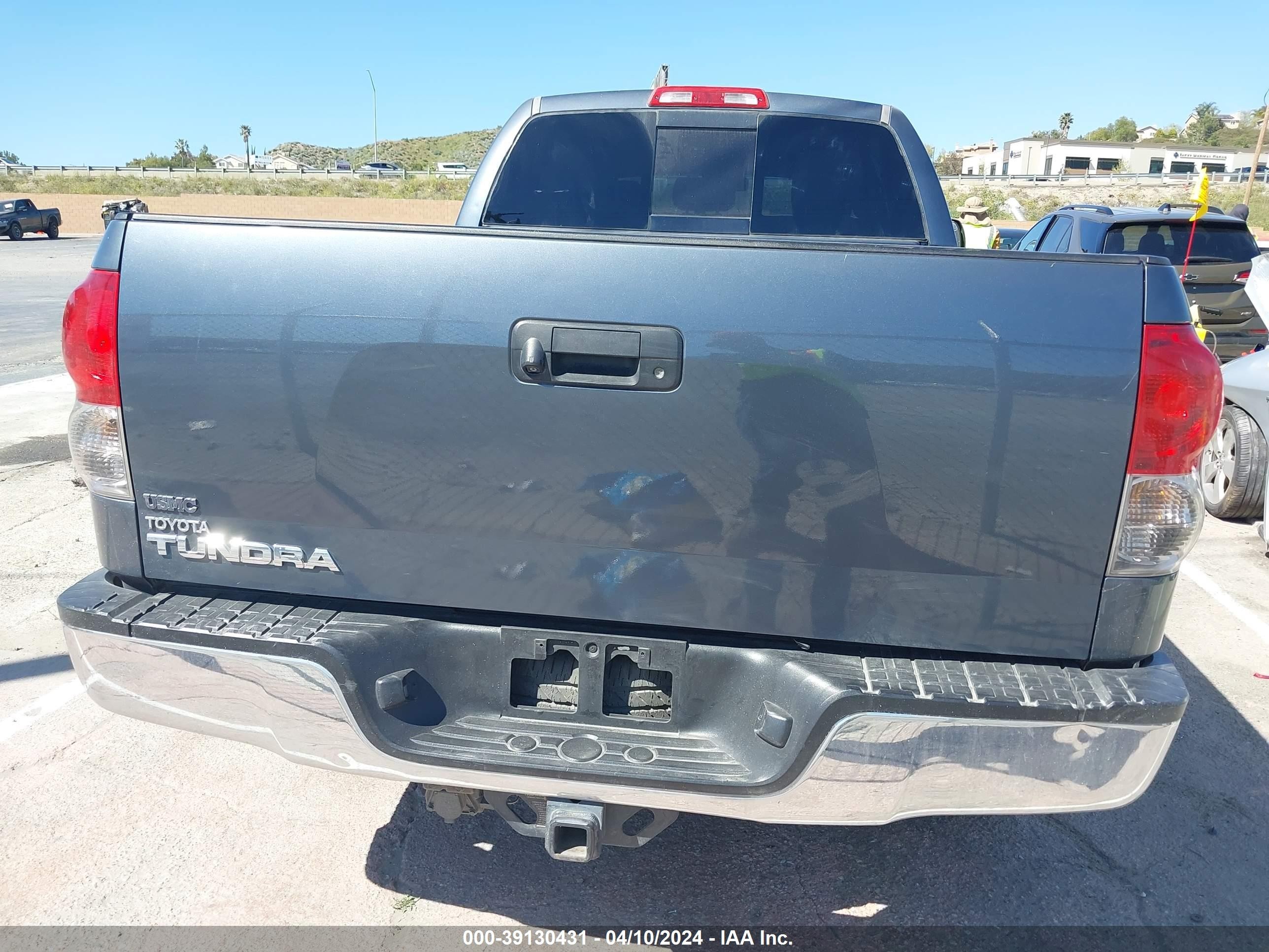 Photo 15 VIN: 5TBRT58117S451754 - TOYOTA TUNDRA 