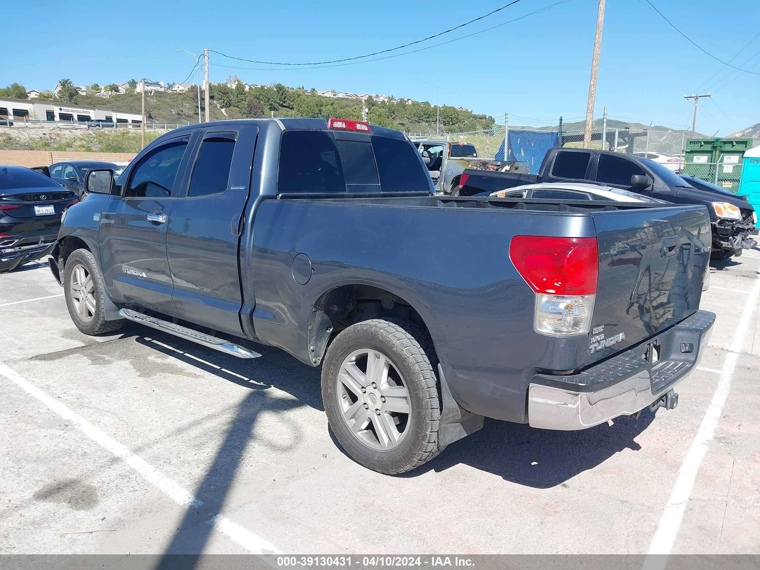 Photo 2 VIN: 5TBRT58117S451754 - TOYOTA TUNDRA 