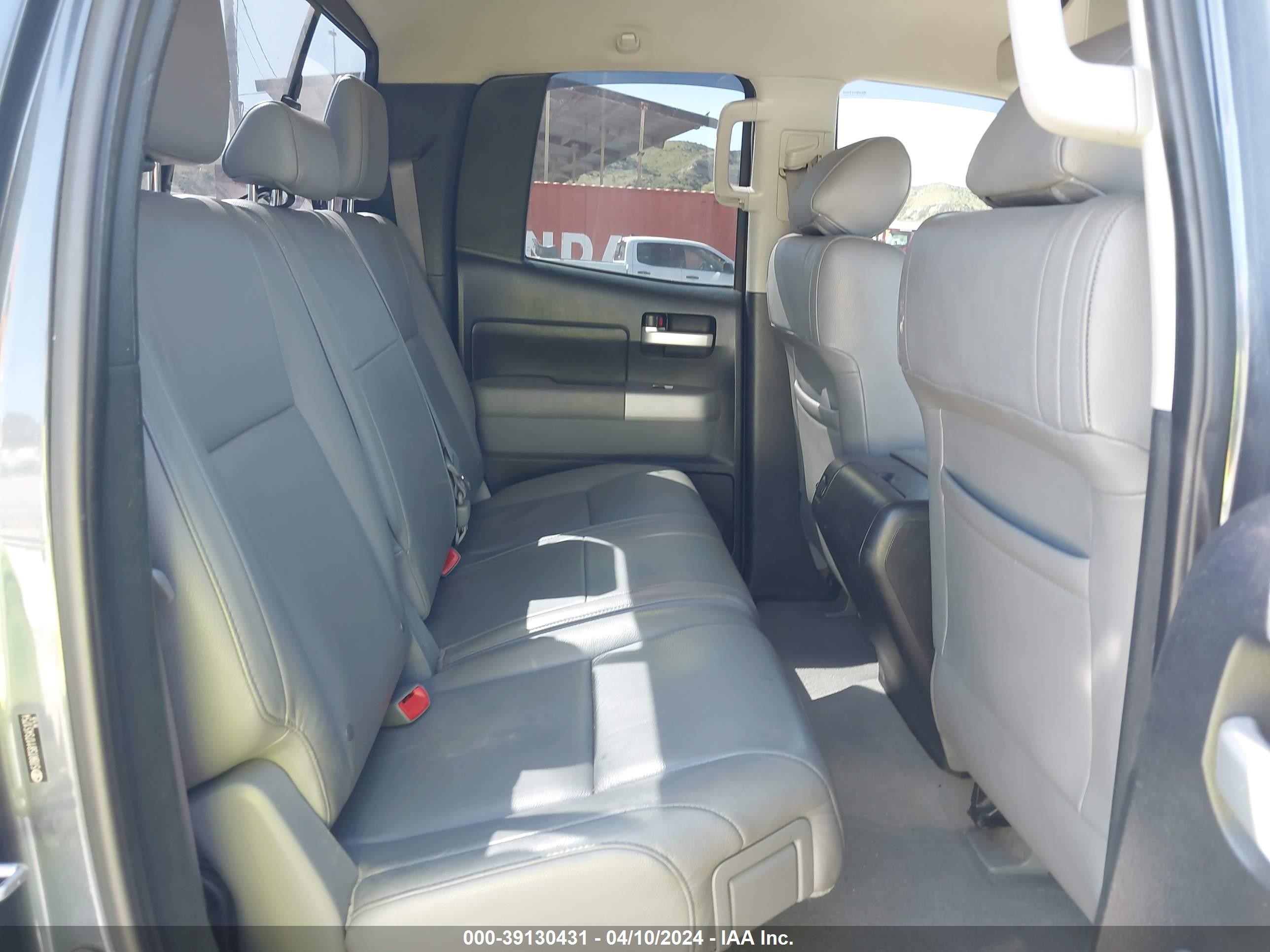 Photo 7 VIN: 5TBRT58117S451754 - TOYOTA TUNDRA 